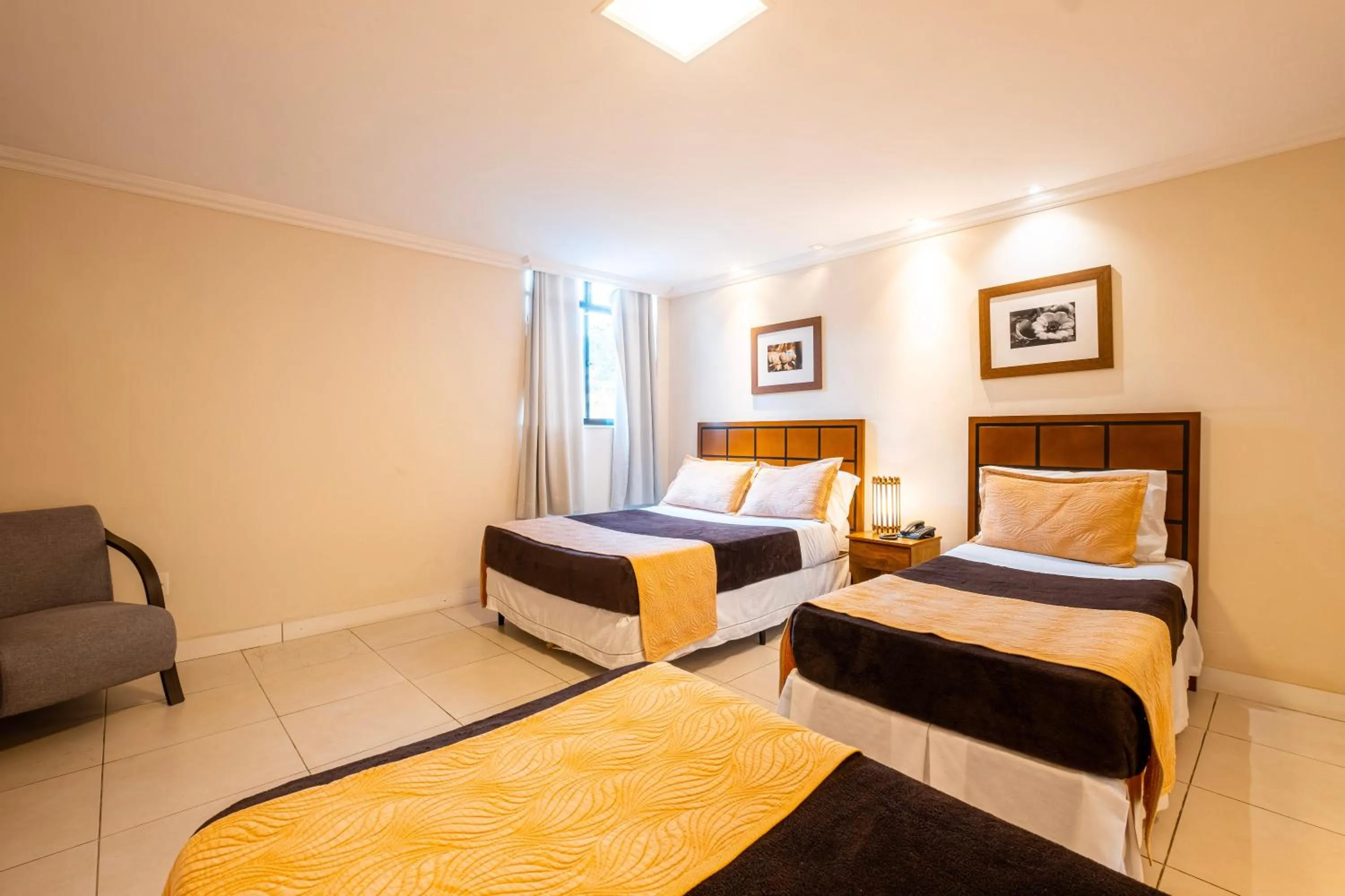 Bed in Hotel Serra Everest