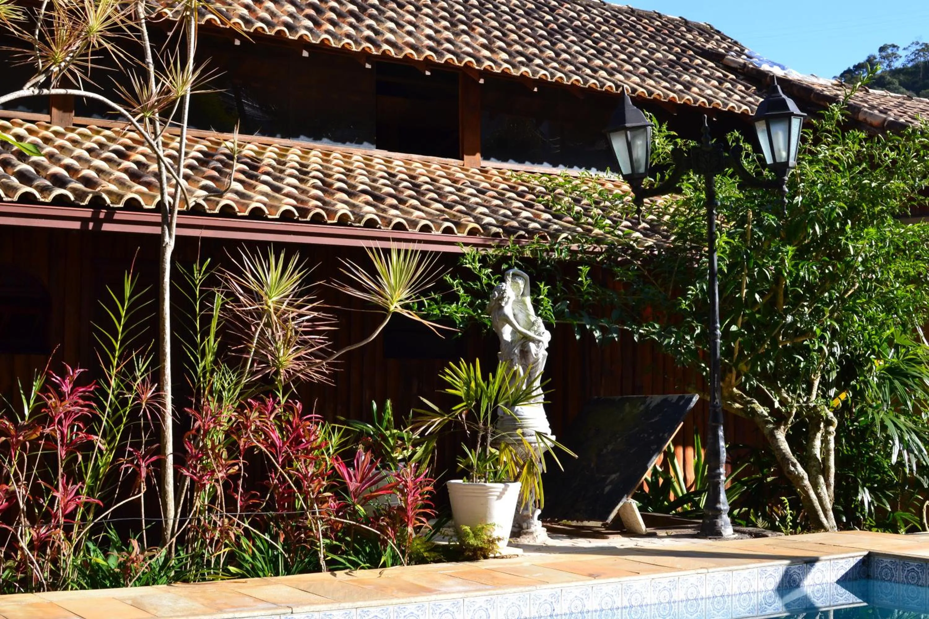 Facade/entrance in Hotel Serra Everest