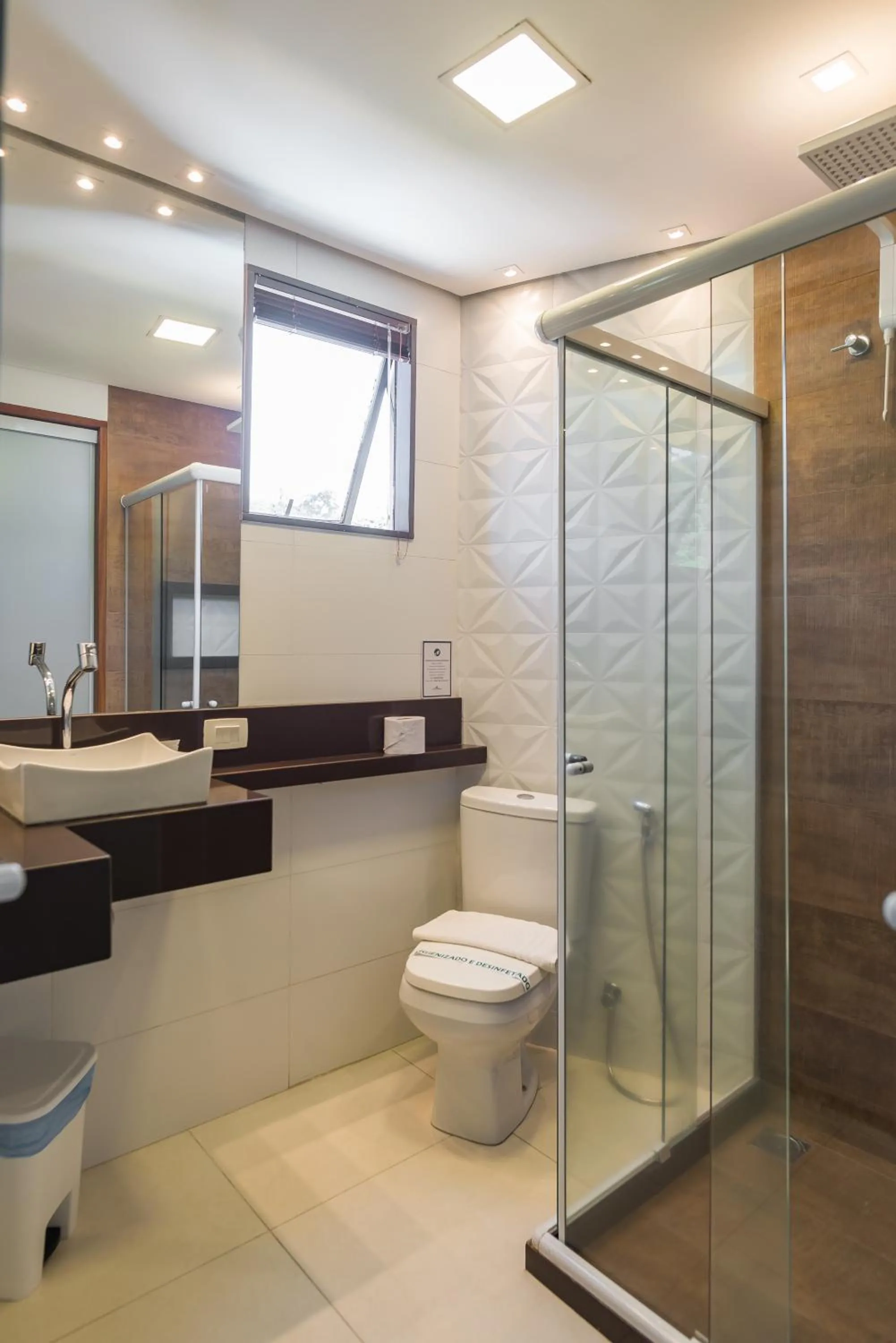 Bathroom in Hotel Serra Everest