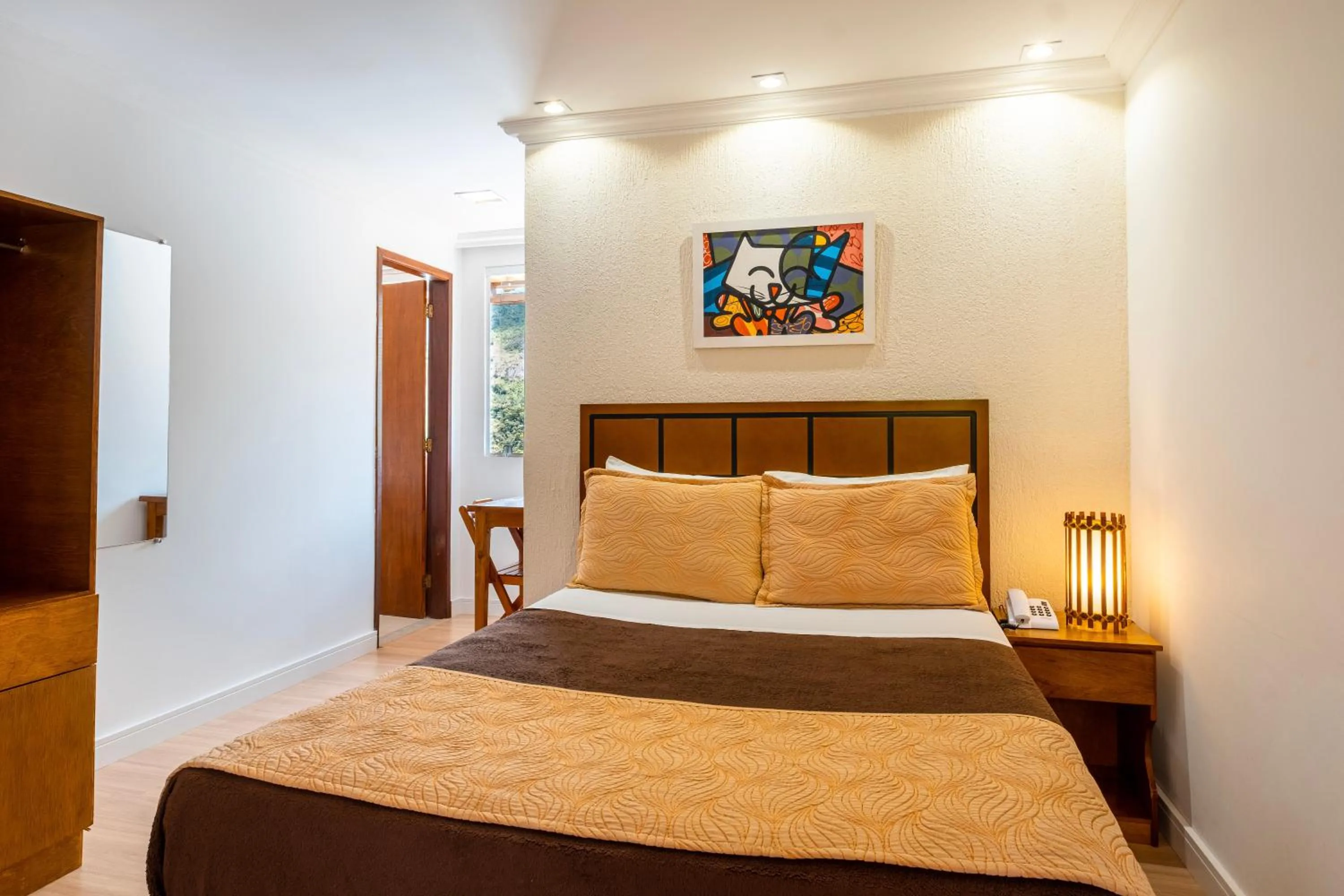 Bed in Hotel Serra Everest