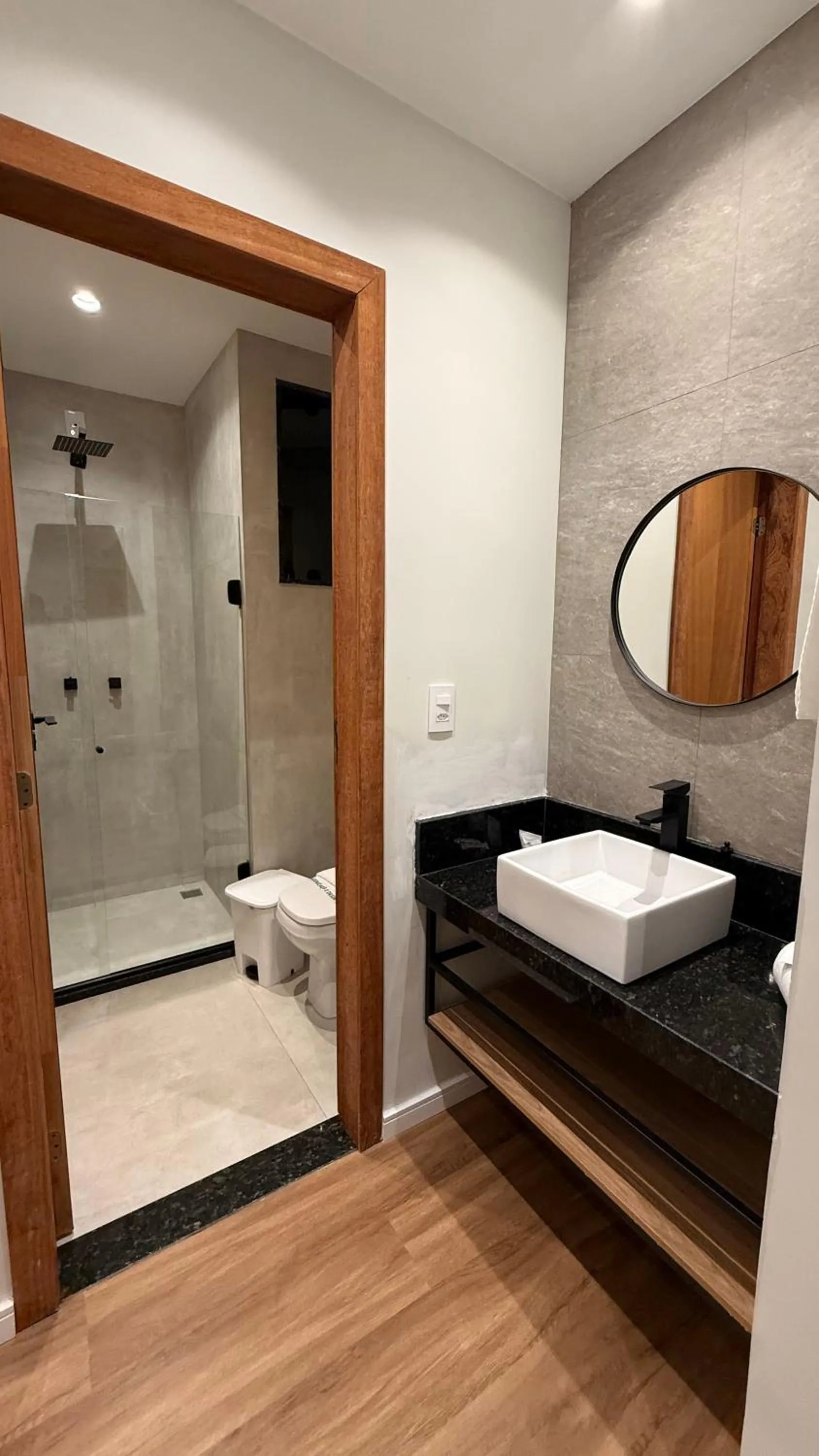 Shower in Hotel Serra Everest