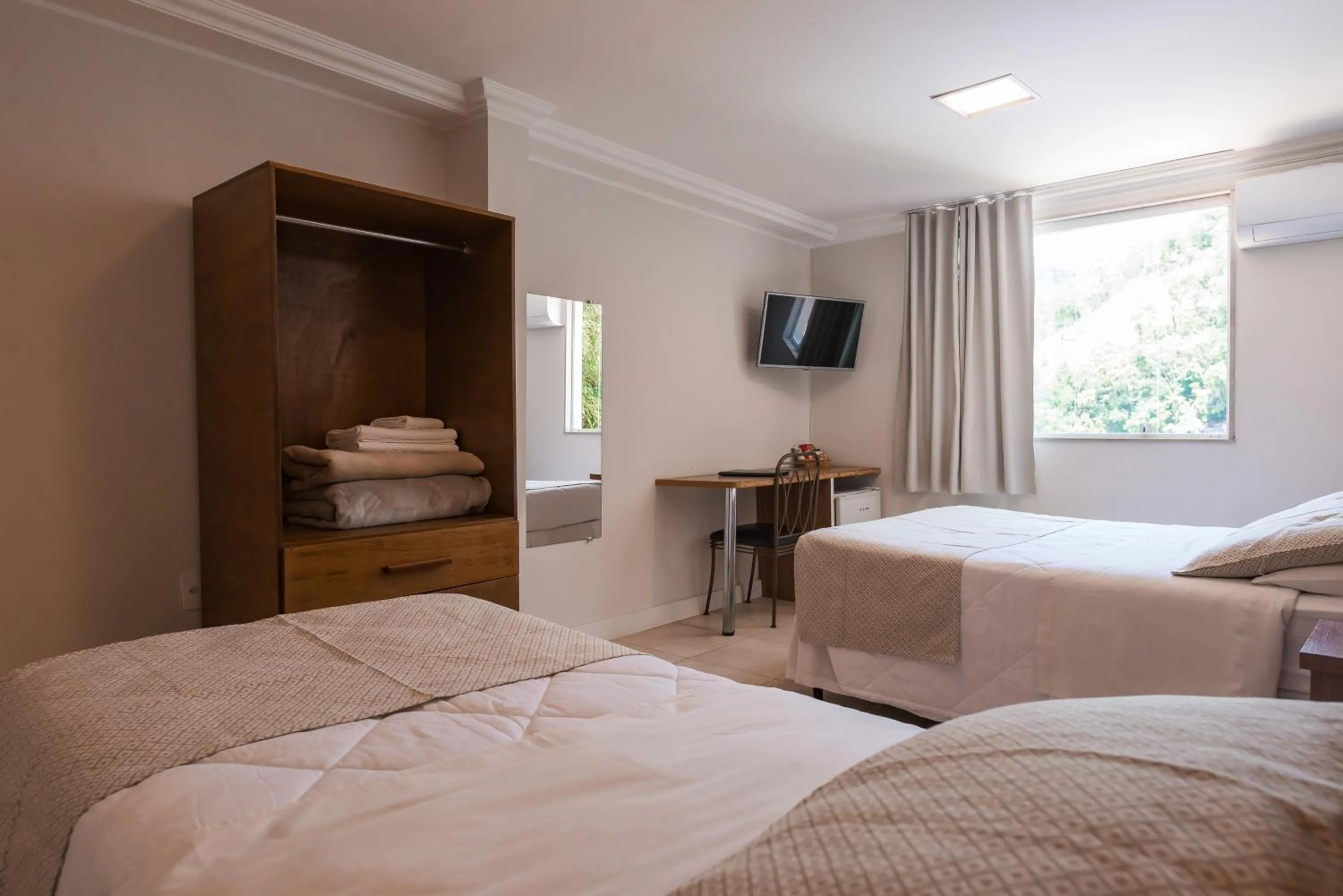 Bed in Hotel Serra Everest