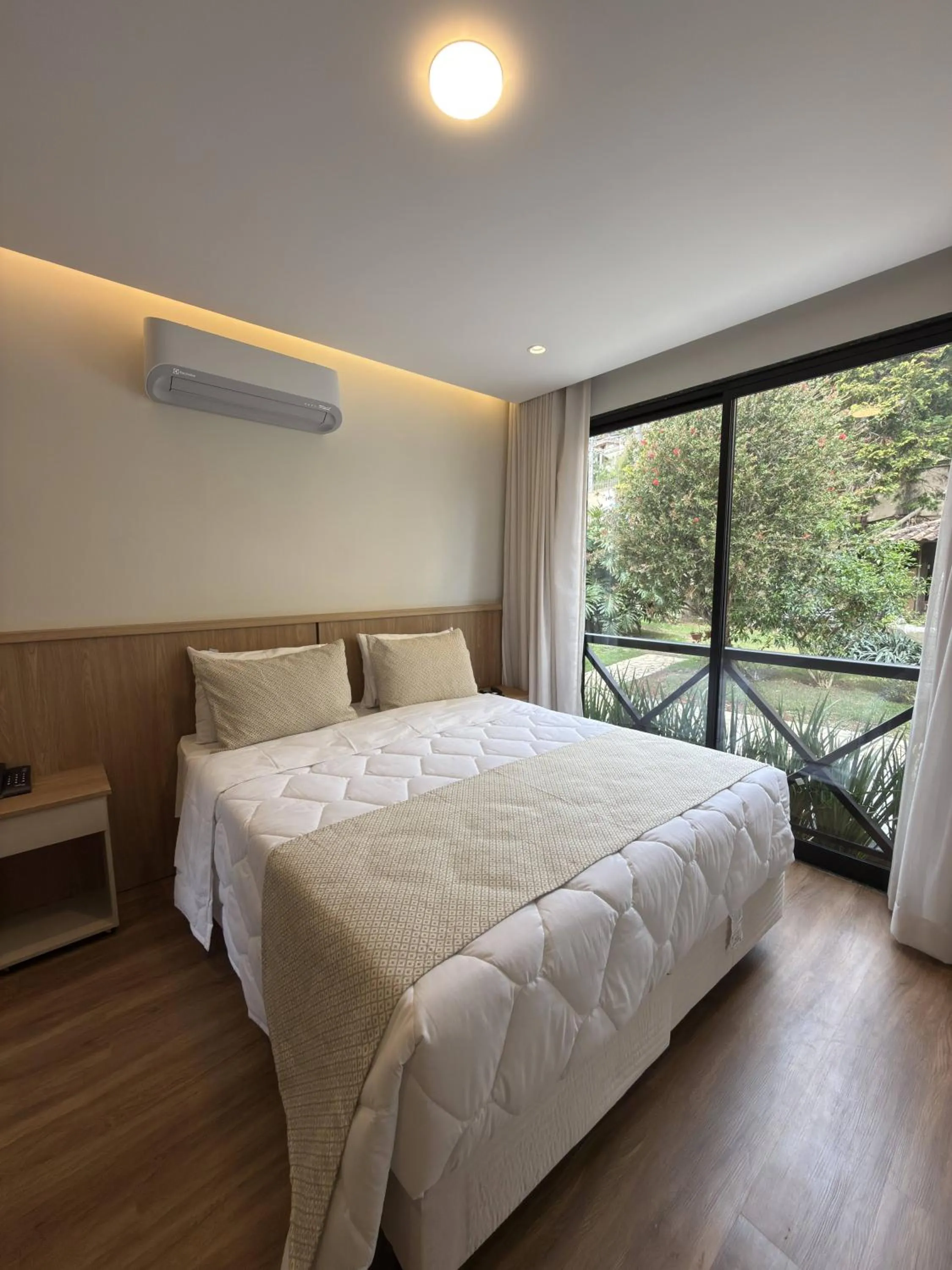 Bed in Hotel Serra Everest