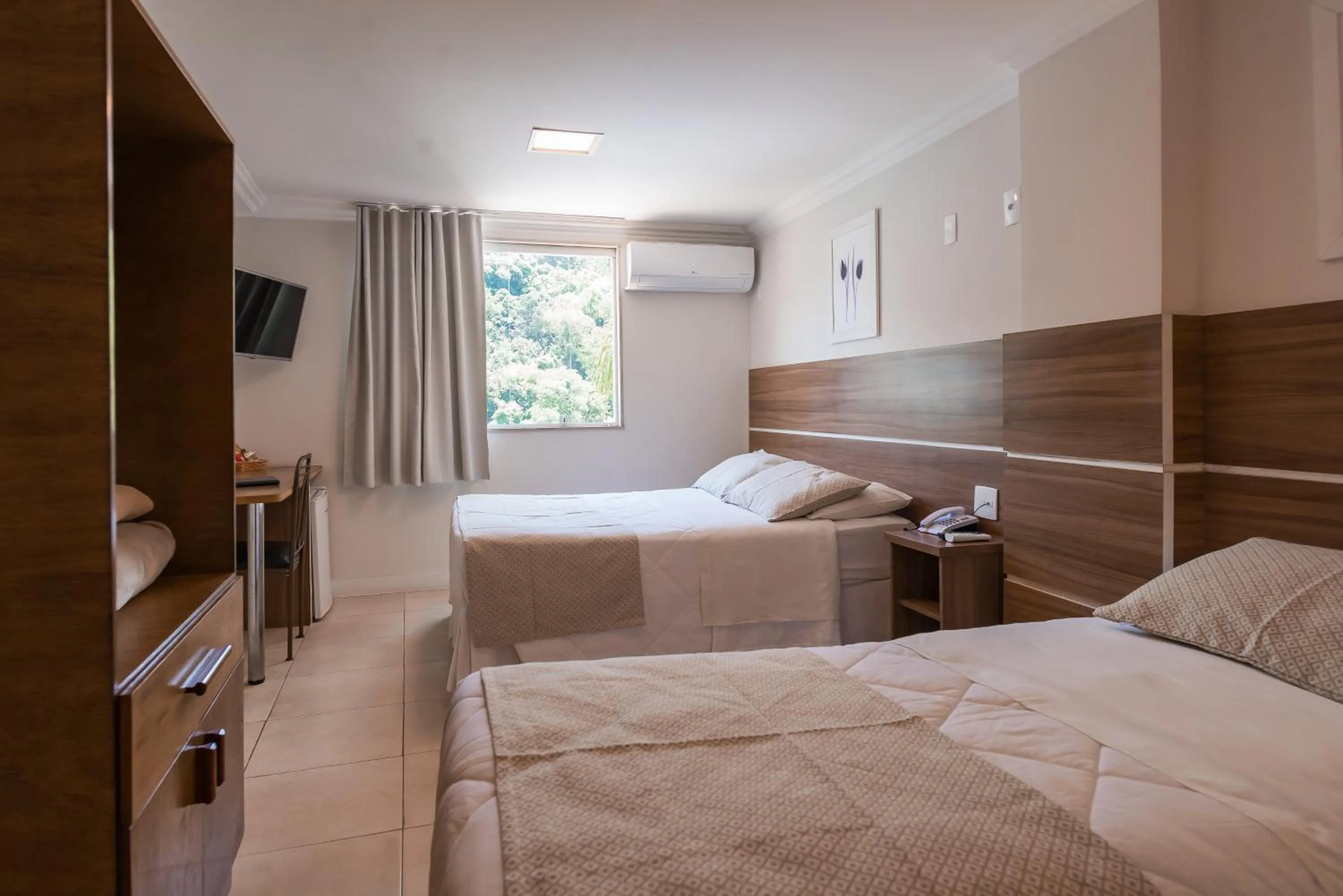 Bed in Hotel Serra Everest