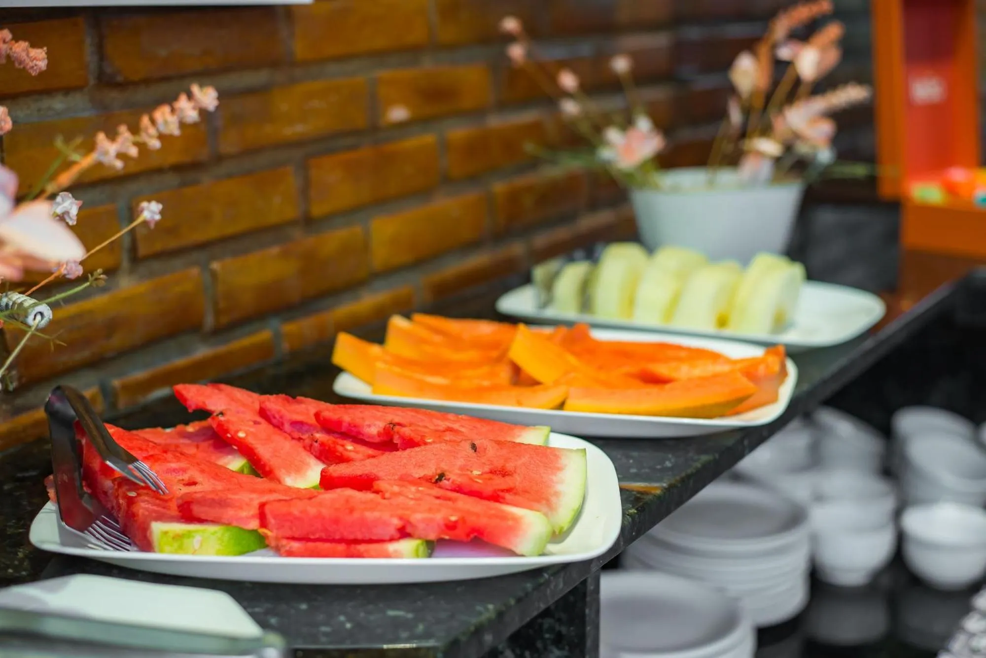 Buffet breakfast in Hotel Serra Everest