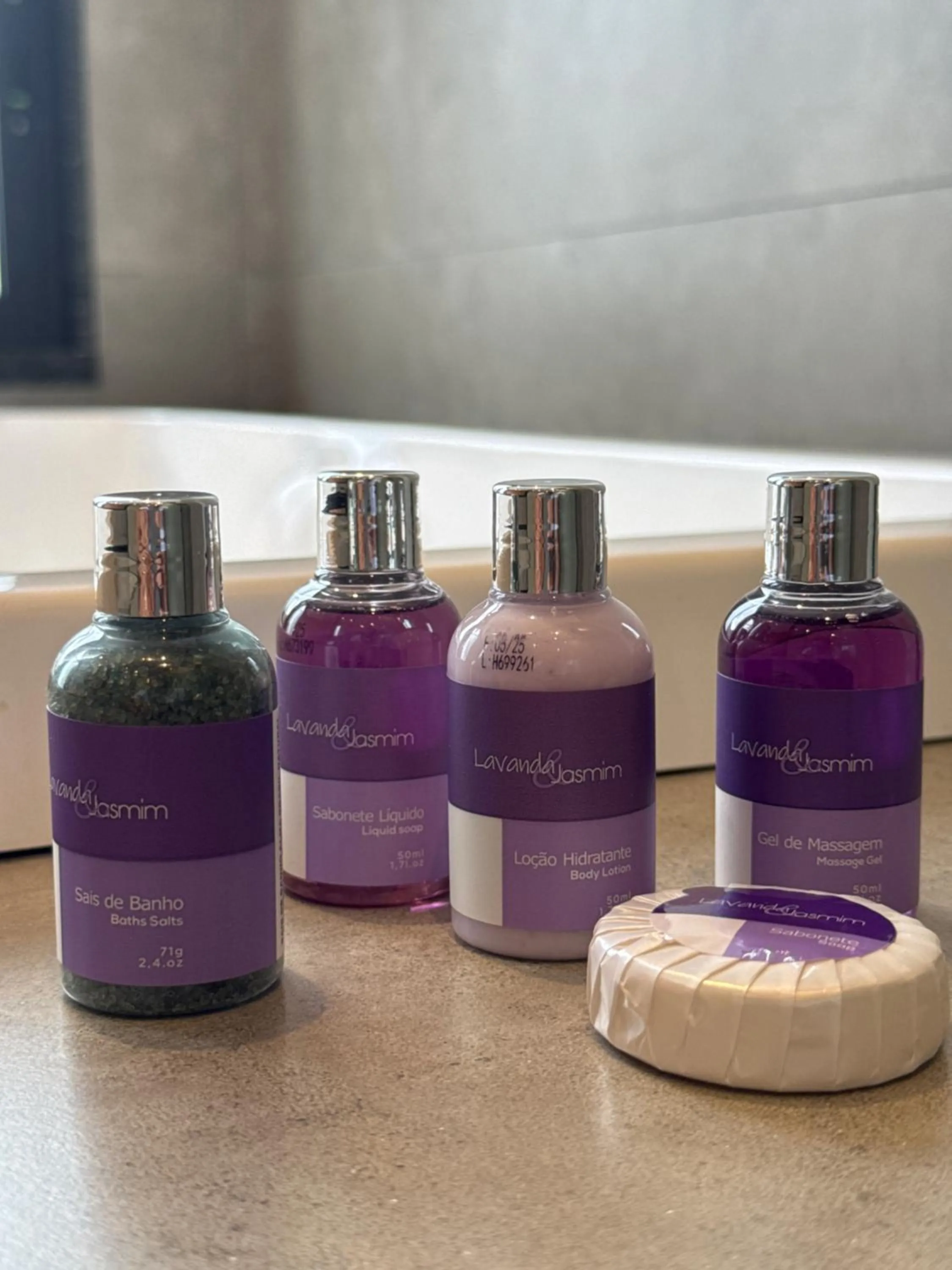 Bathroom in Hotel Serra Everest