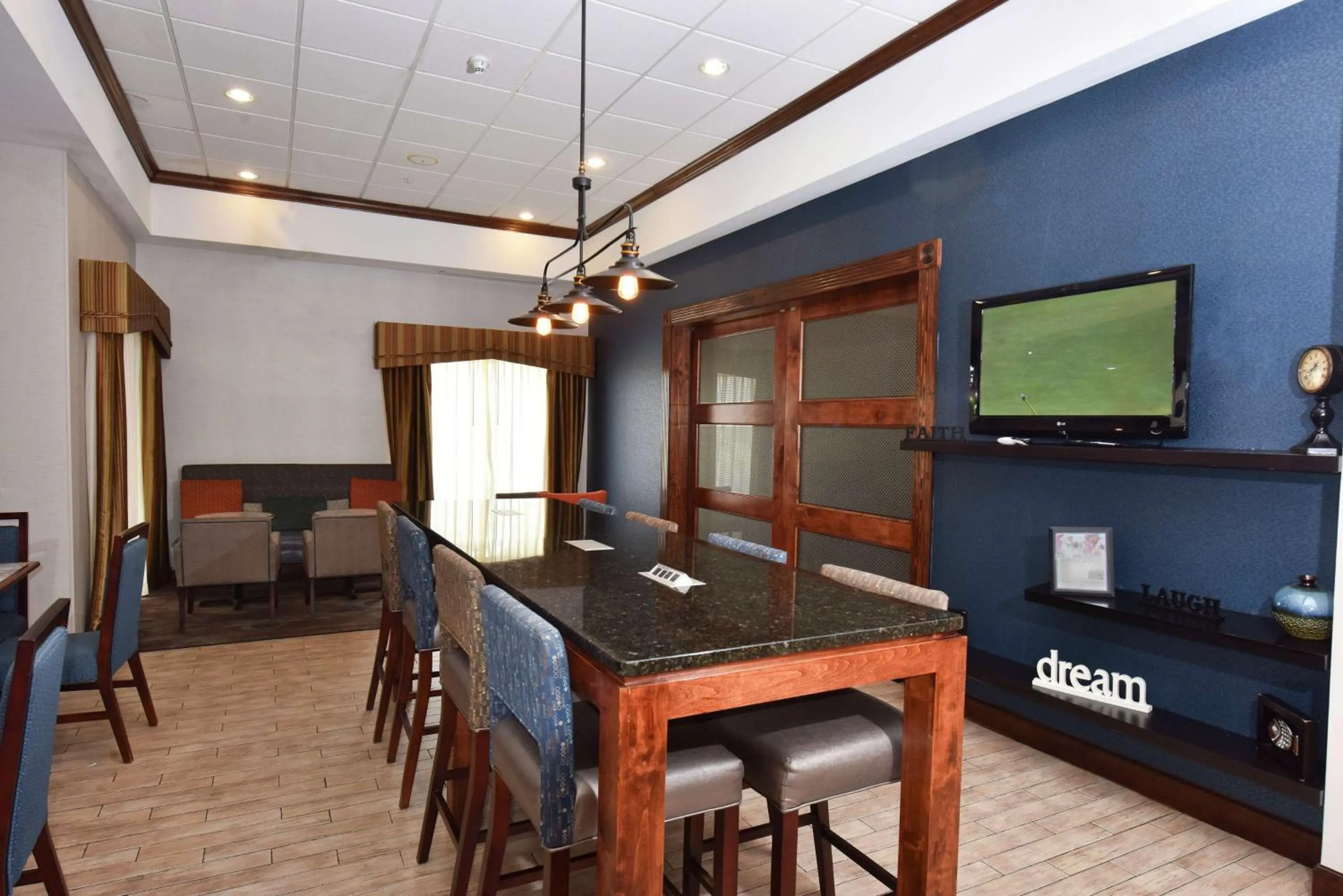 Lobby or reception in Hampton Inn Alexander City