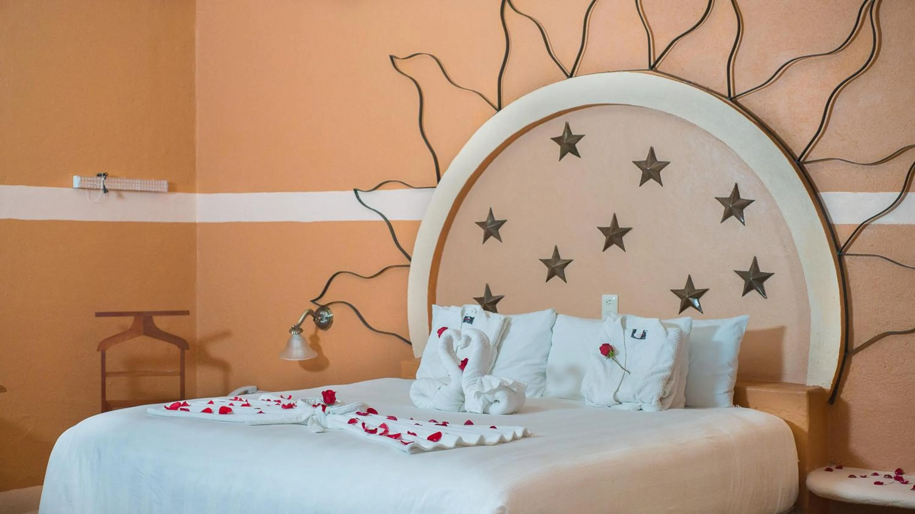 Bed in Hotel El Rebozo