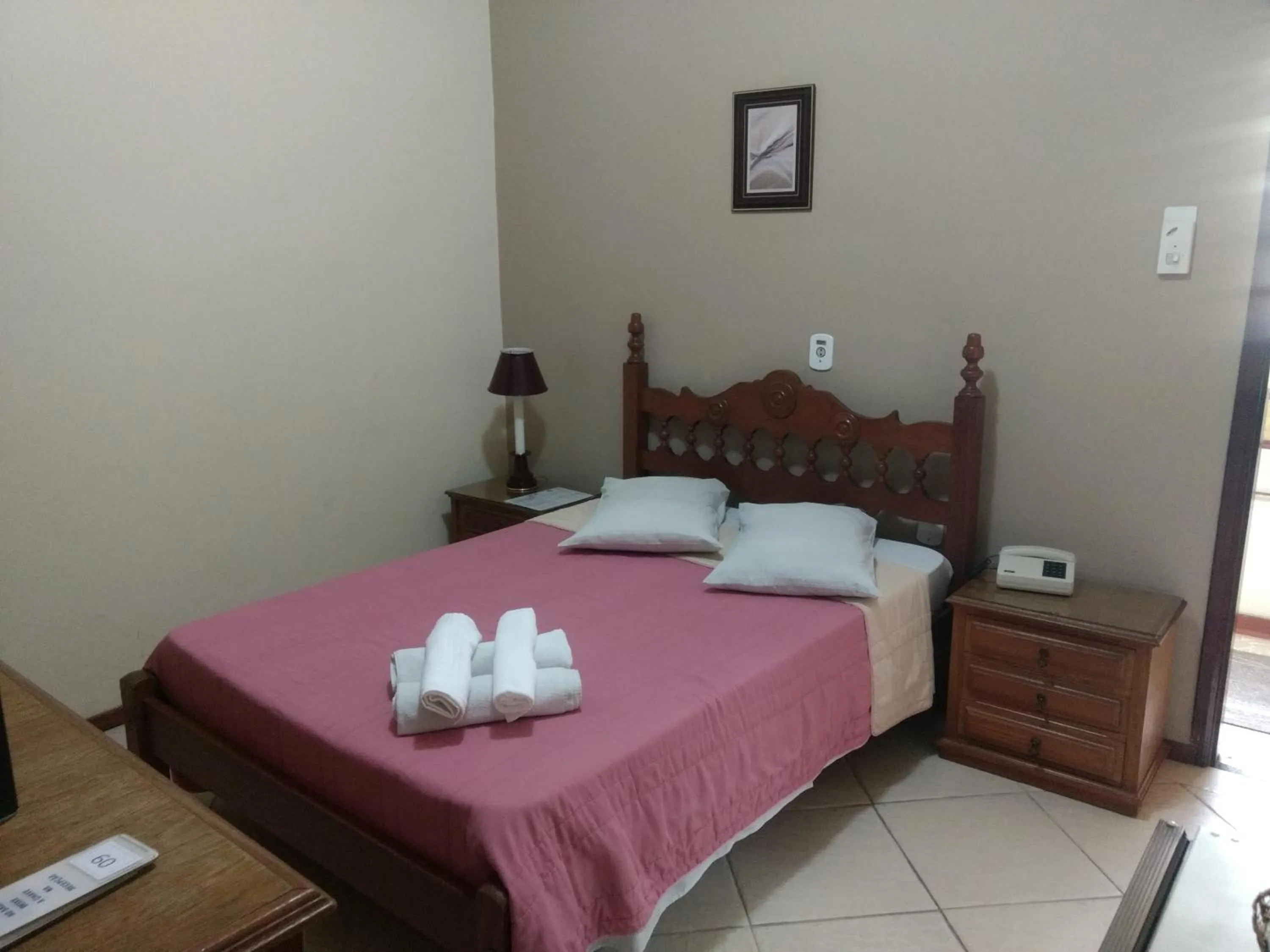 Bed in Hotel Lopes Caxambu