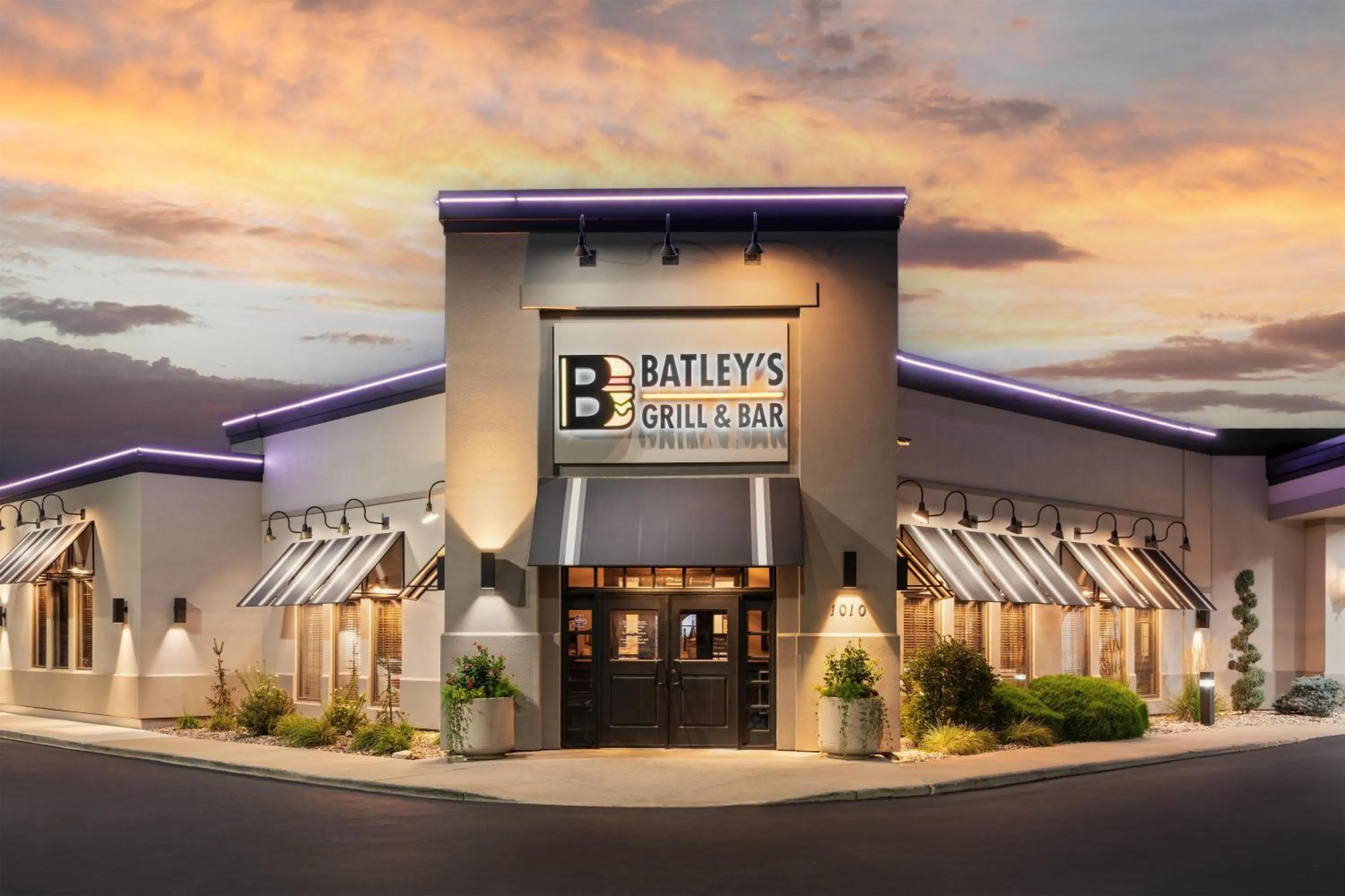 Property building in Best Western Premier Bridgewood Hotel Resort