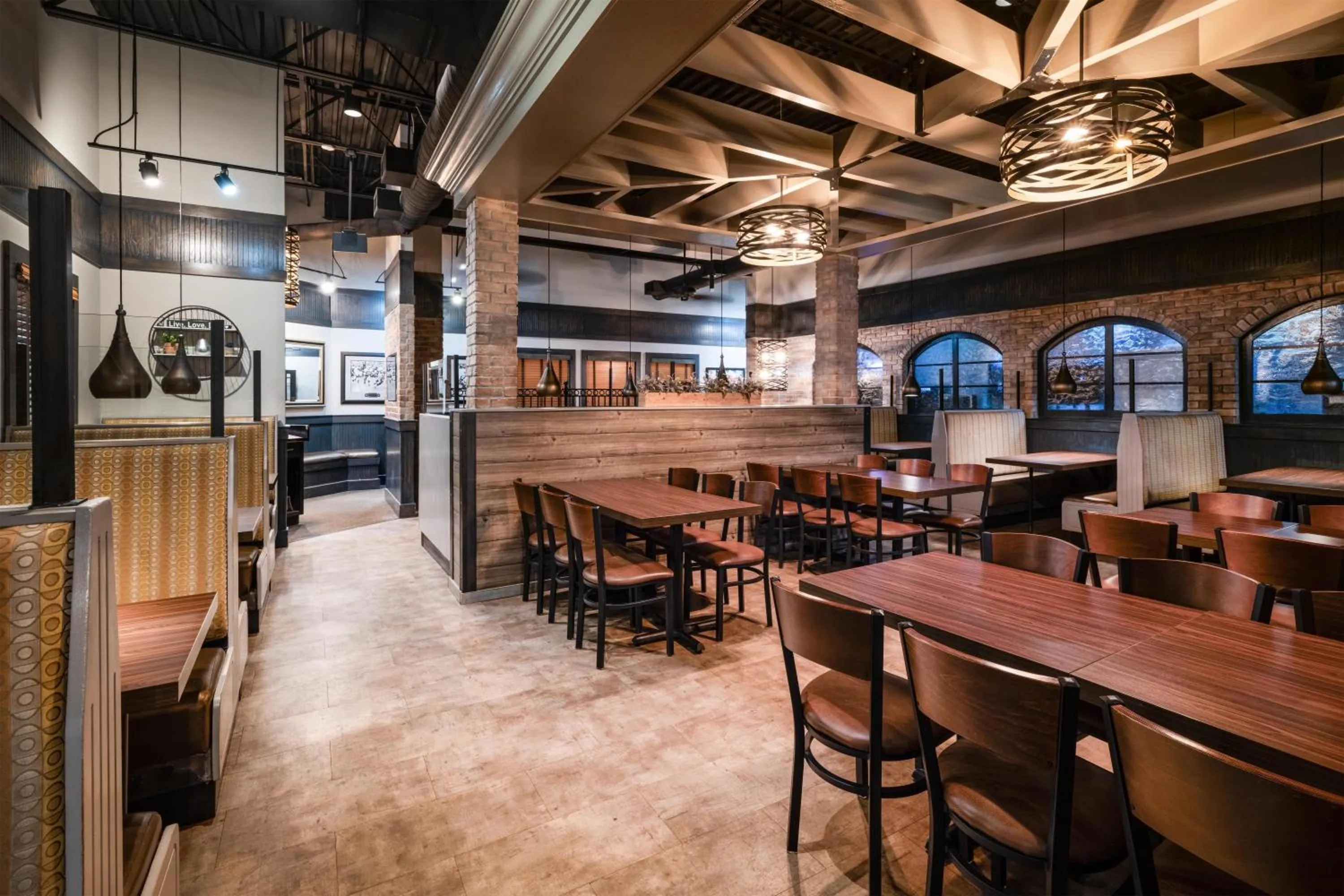 Restaurant/places to eat in Best Western Premier Bridgewood Hotel Resort