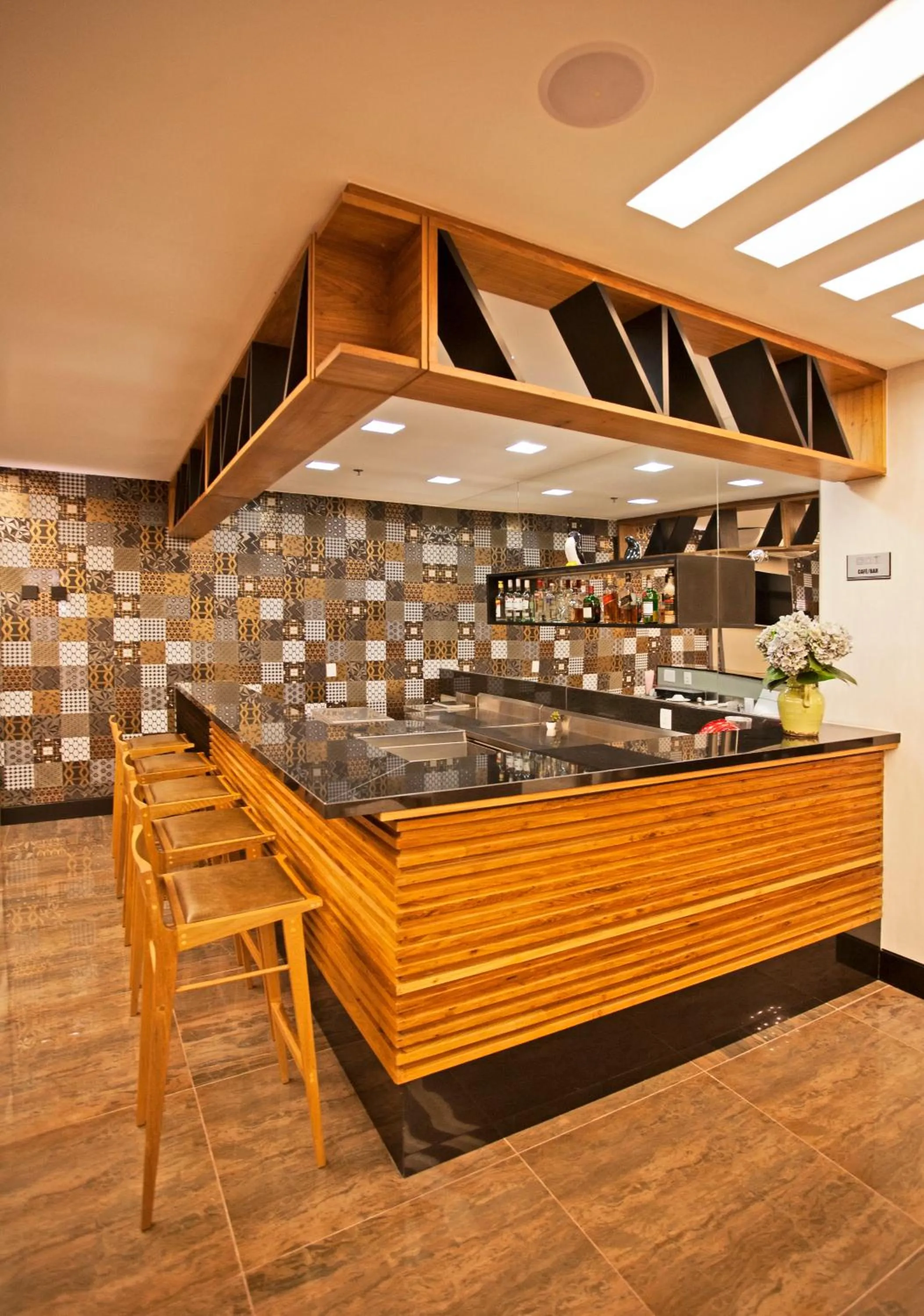 Lounge or bar in Paradiso Macae Hotel