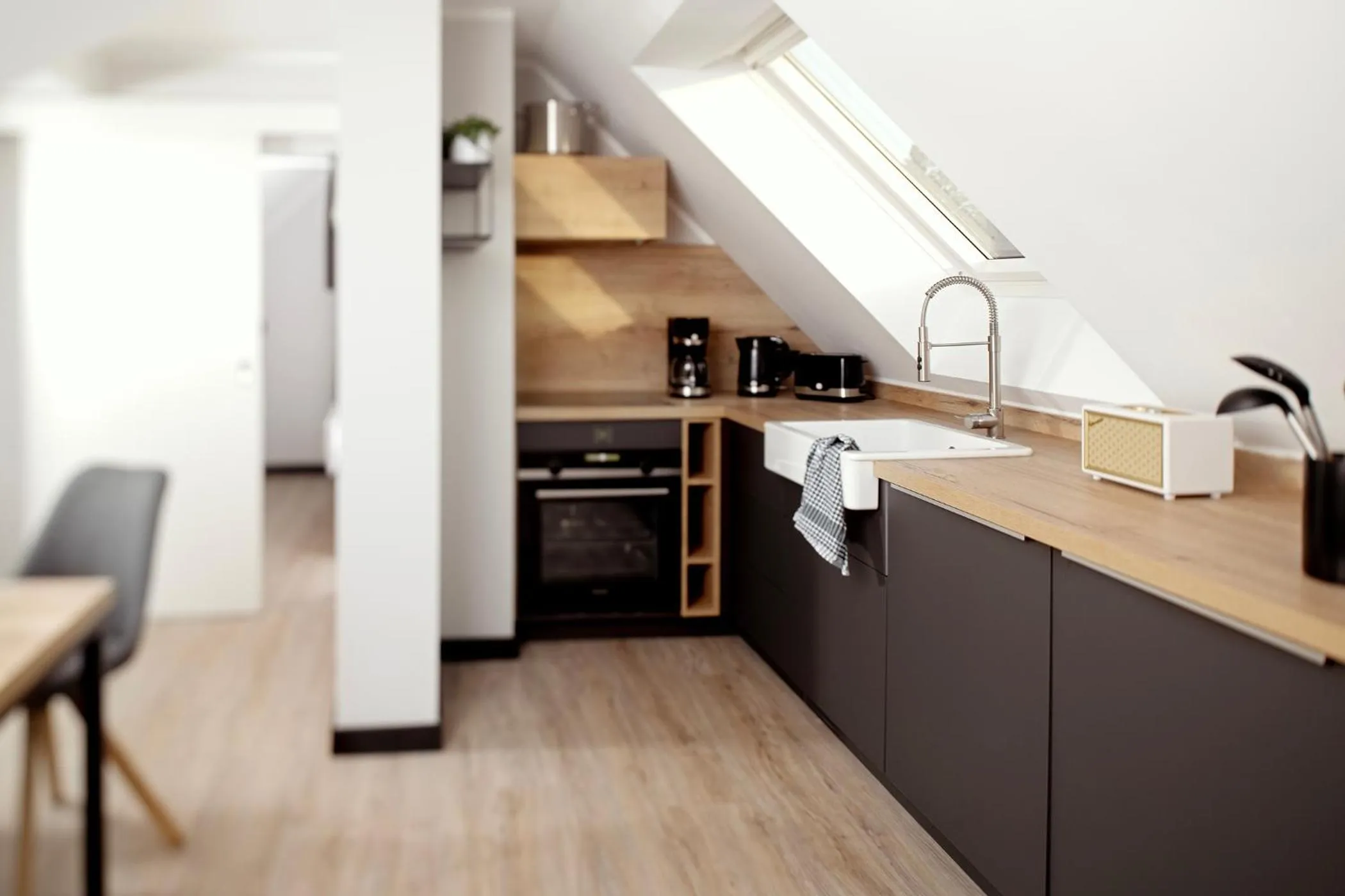 Kitchen or kitchenette in Berg und Tal Hotel & Apartments