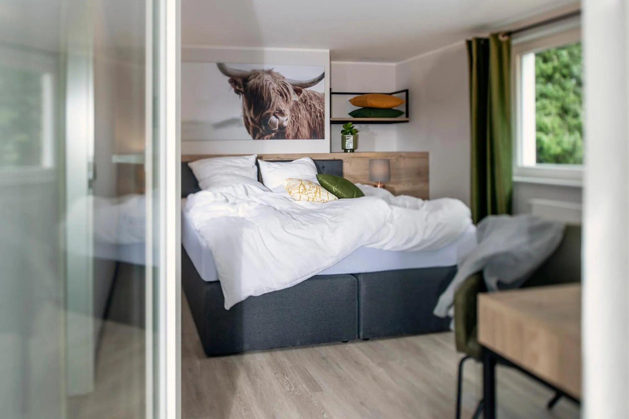 Bedroom, Bed in Berg und Tal Hotel & Apartments