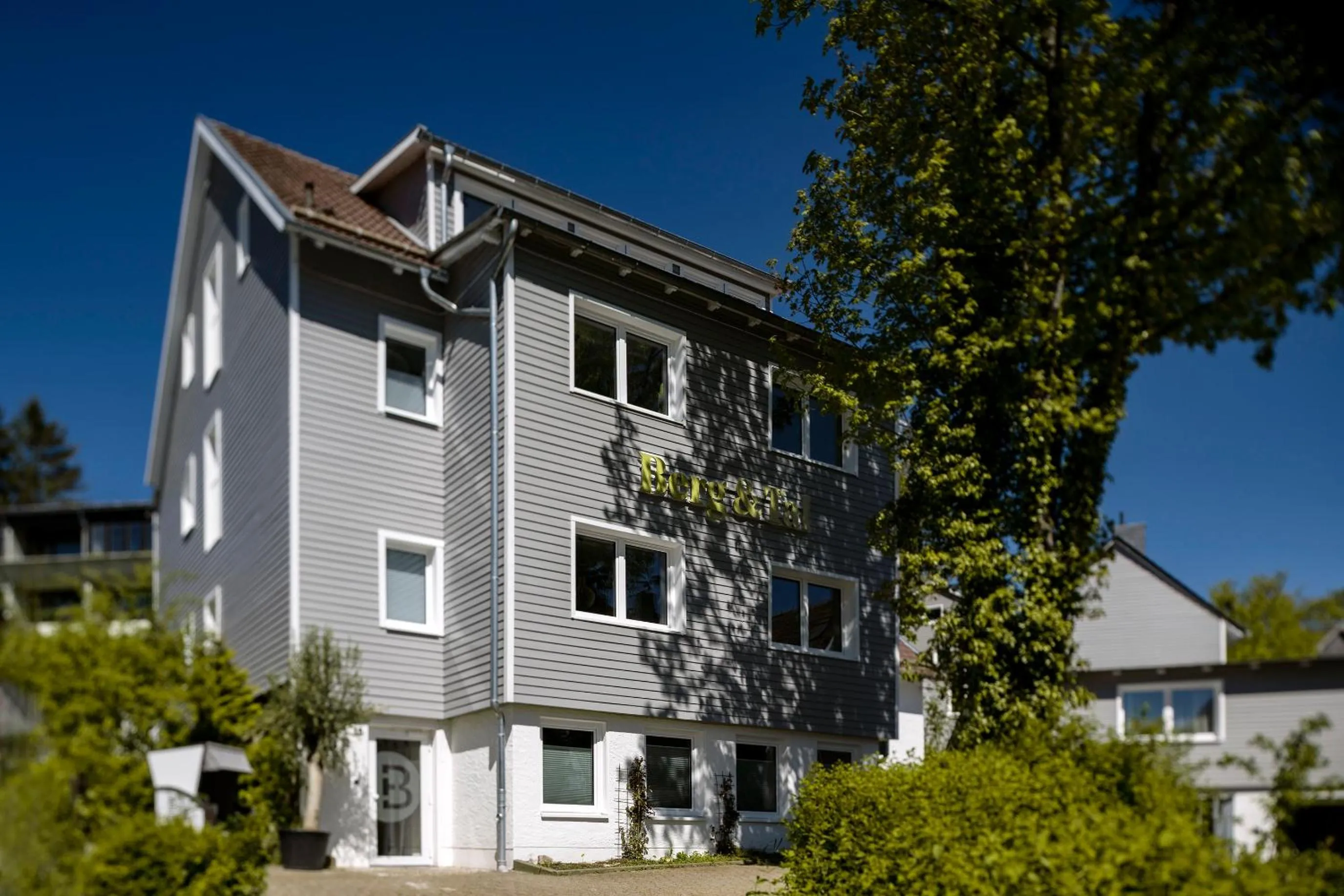 Property building in Berg und Tal Hotel & Apartments