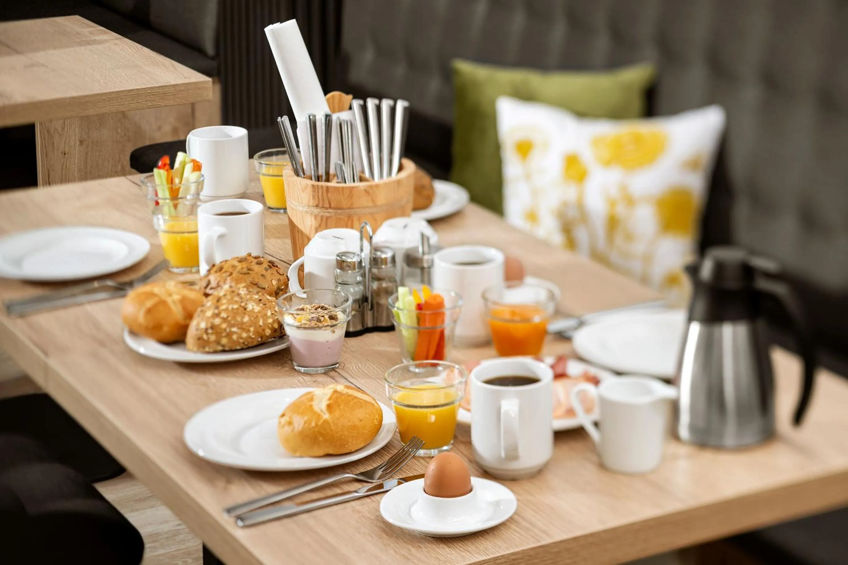 Breakfast in Berg und Tal Hotel & Apartments