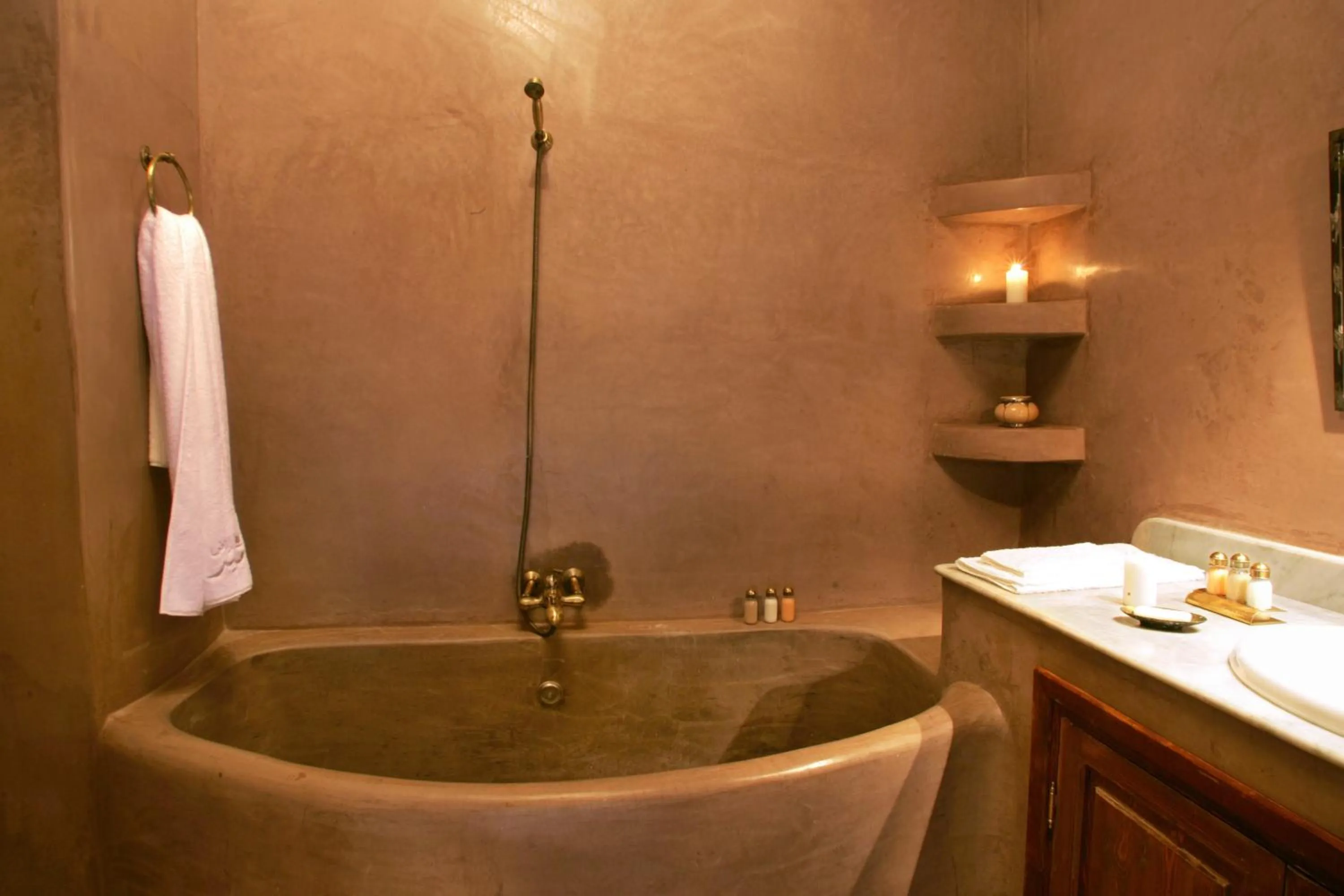 Bathroom in Riad L'Emir