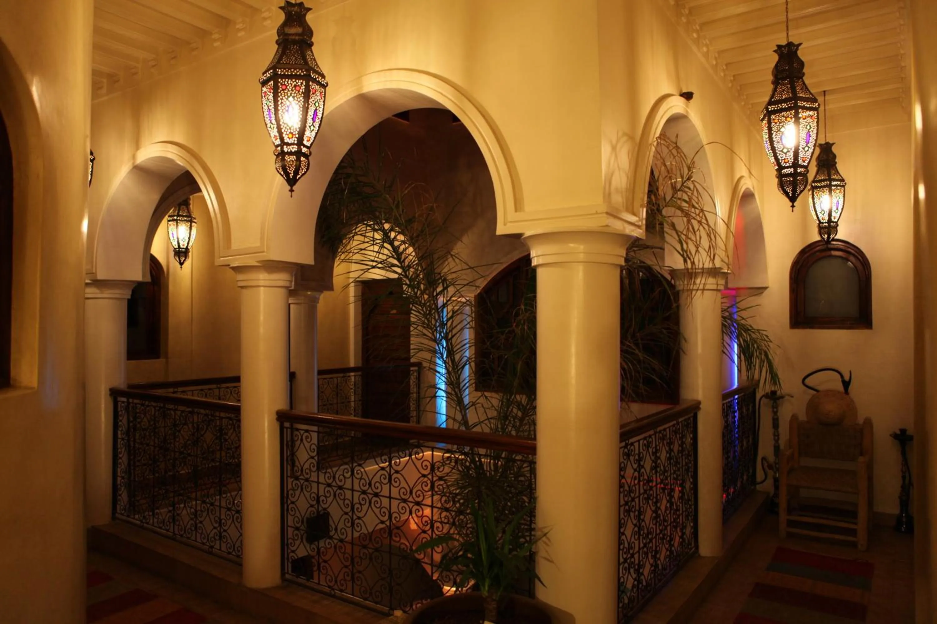 Decorative detail in Riad L'Emir