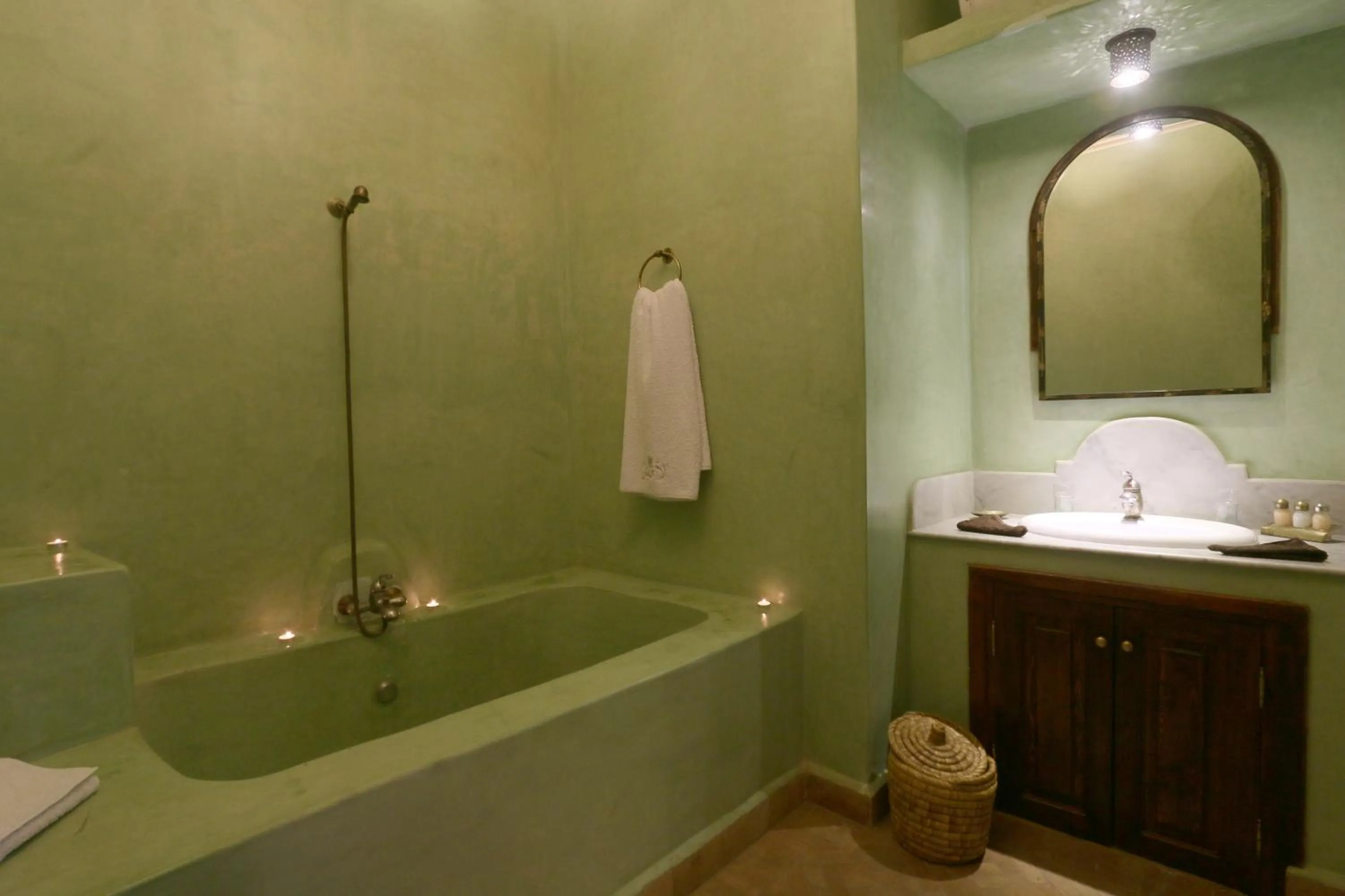 Bathroom in Riad L'Emir