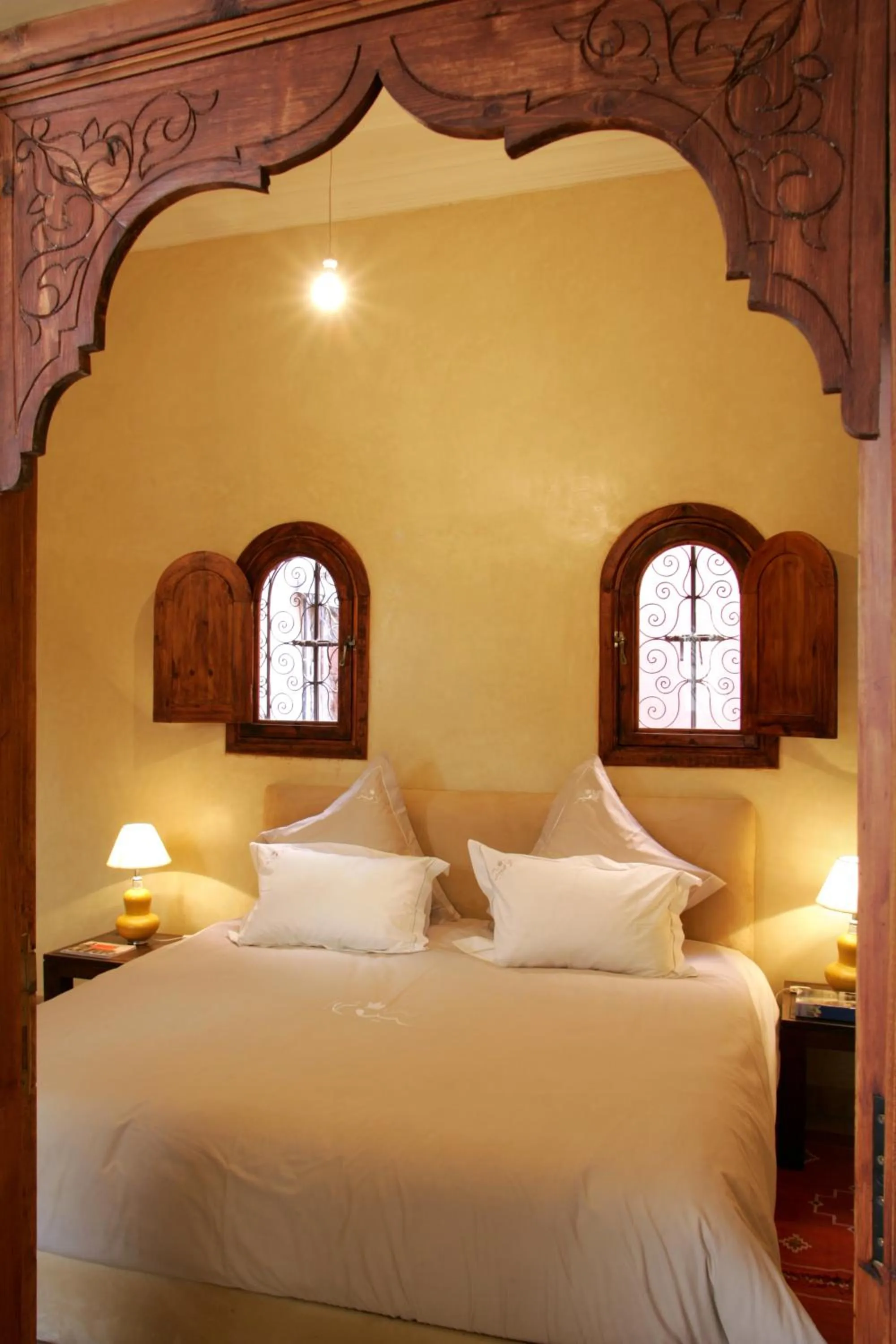 Decorative detail, Bed in Riad L'Emir