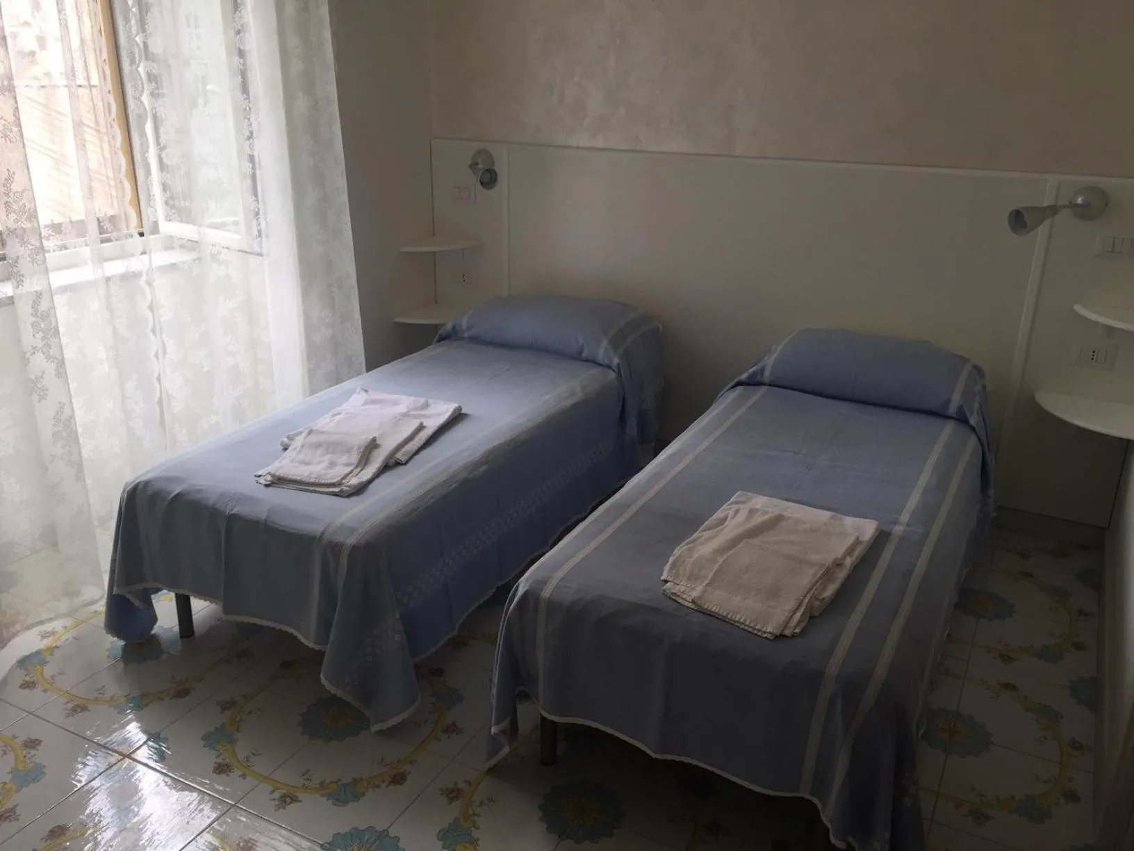 Bed in Albergo Oasi