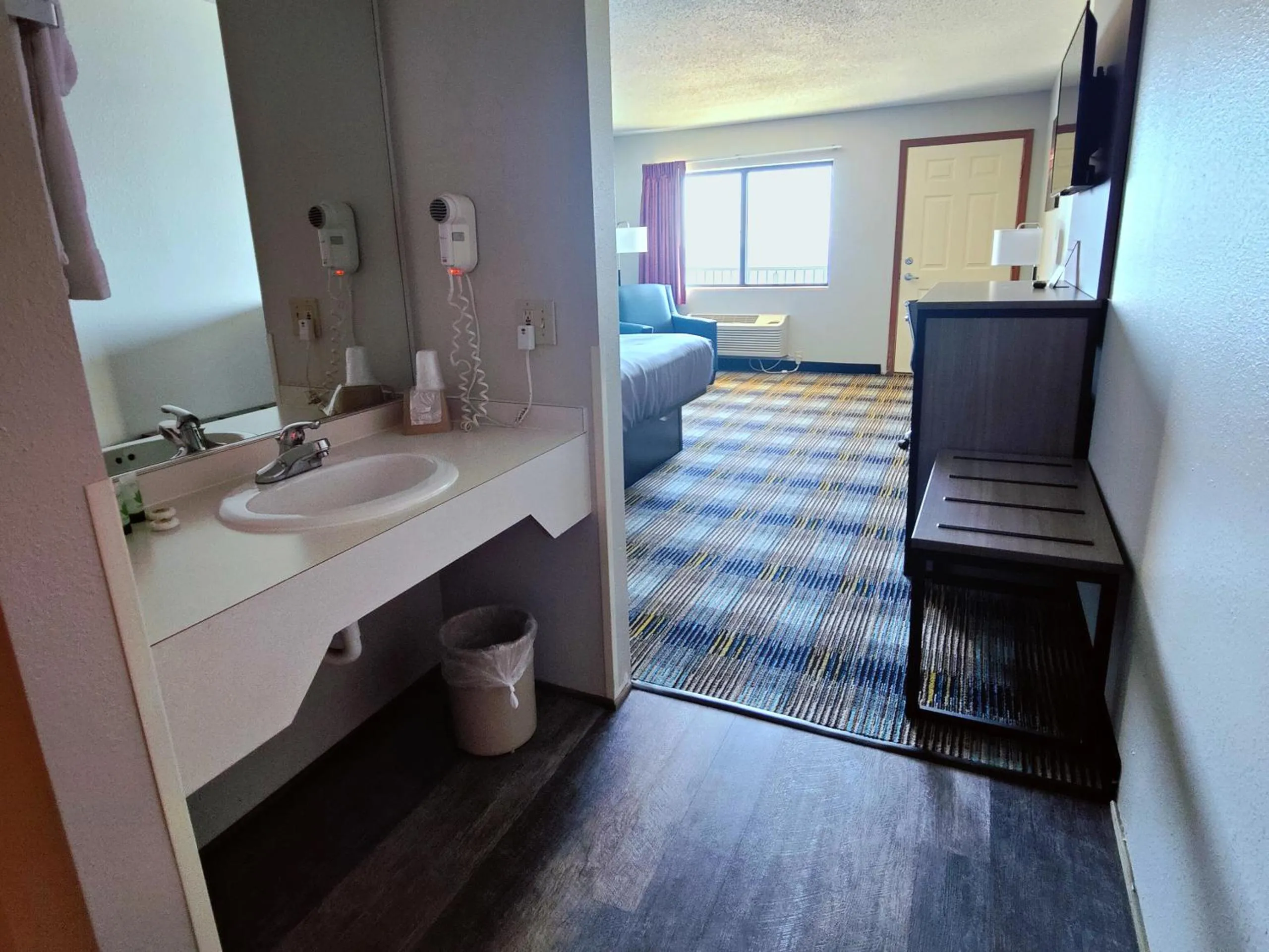 Bed in Bavarian Haus Lakefront Inn