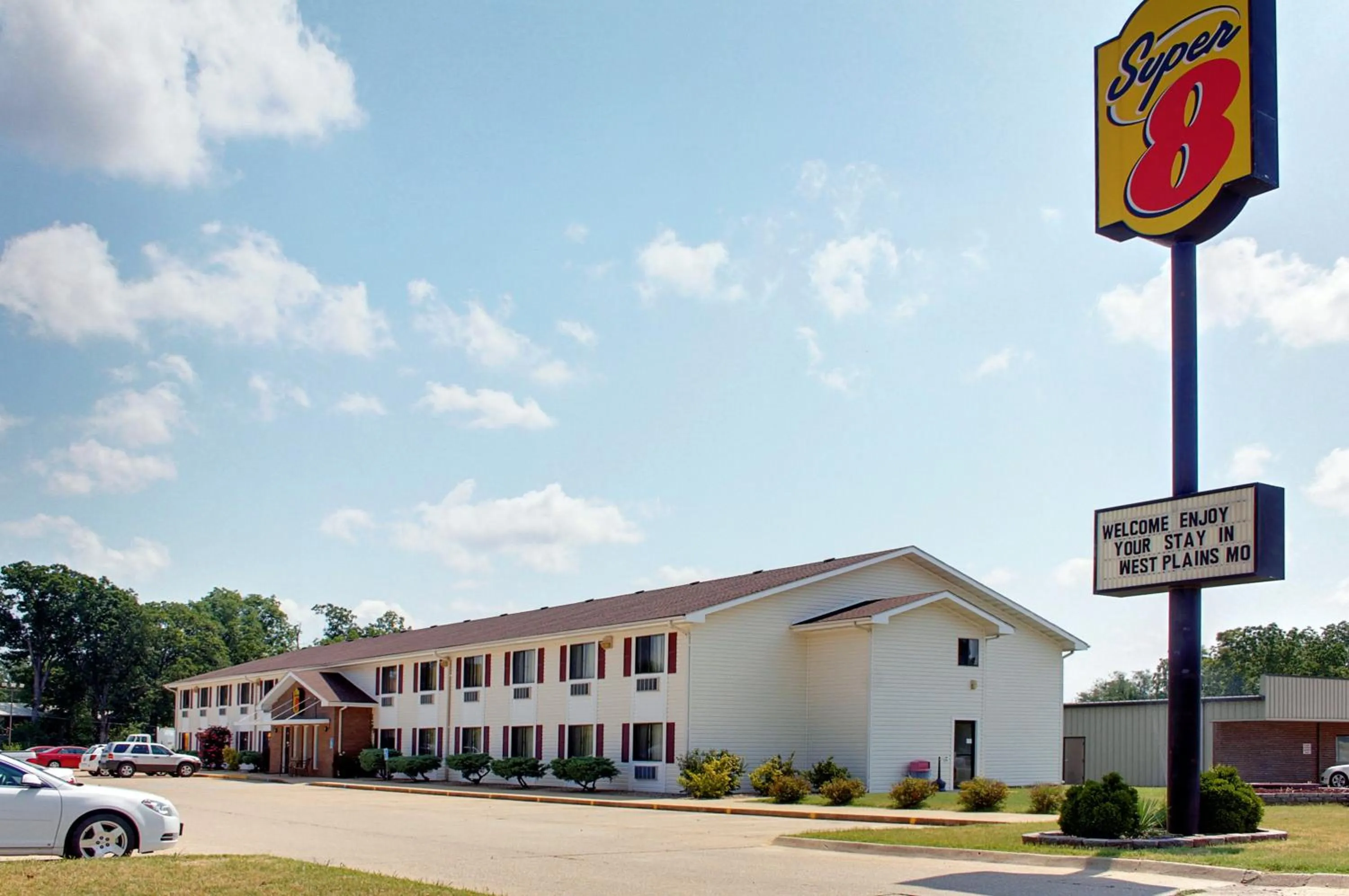 Super 8 by Wyndham West Plains