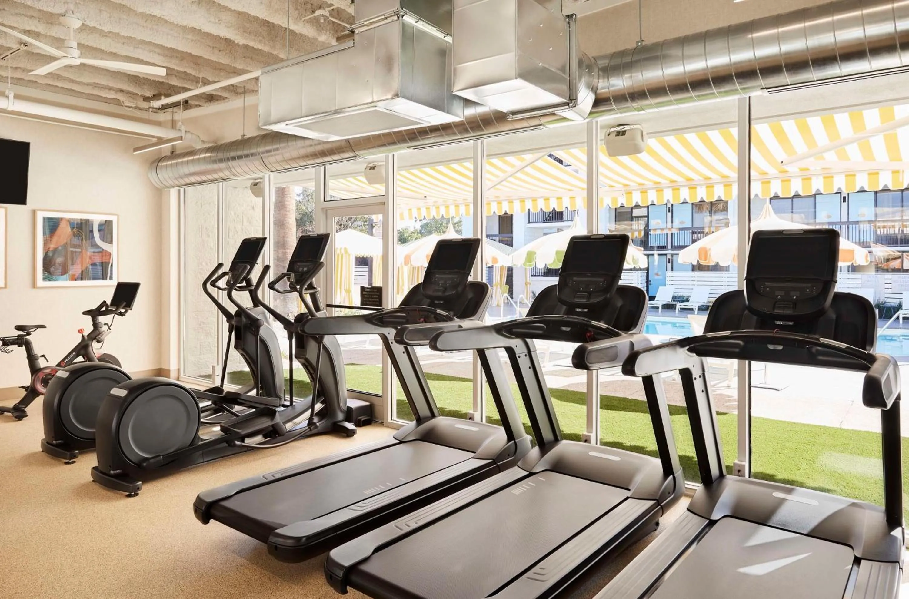Fitness centre/facilities in Avatar Hotel Santa Clara, Tapestry Collection by Hilton