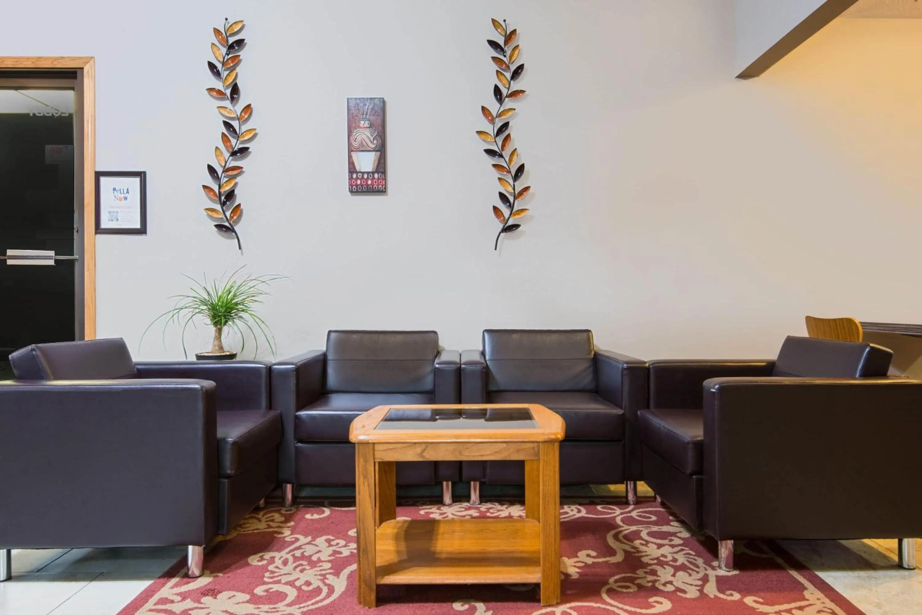 Lobby or reception in Super 8 by Wyndham Pella