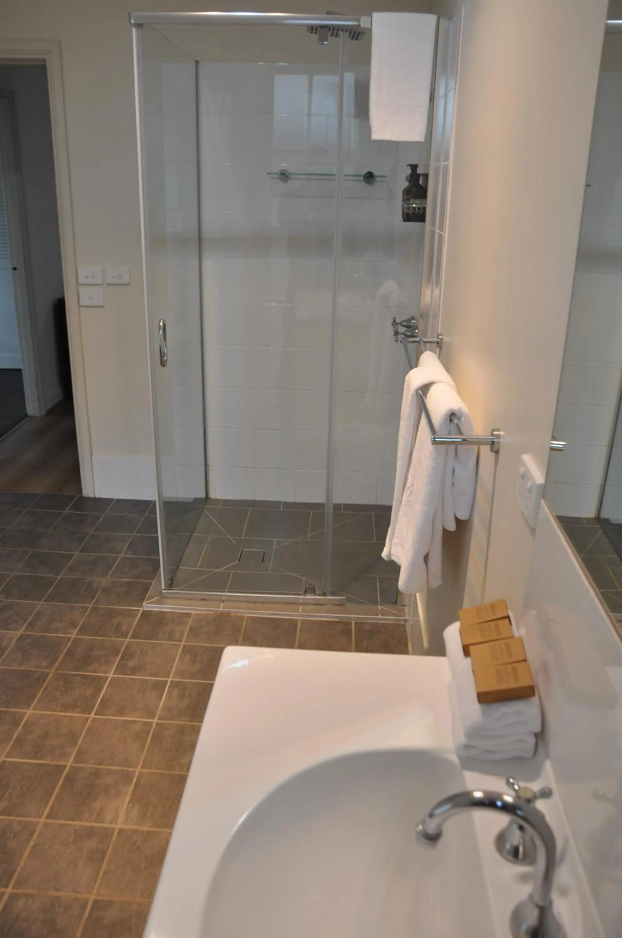 Bathroom in Pokolbin Village Estate