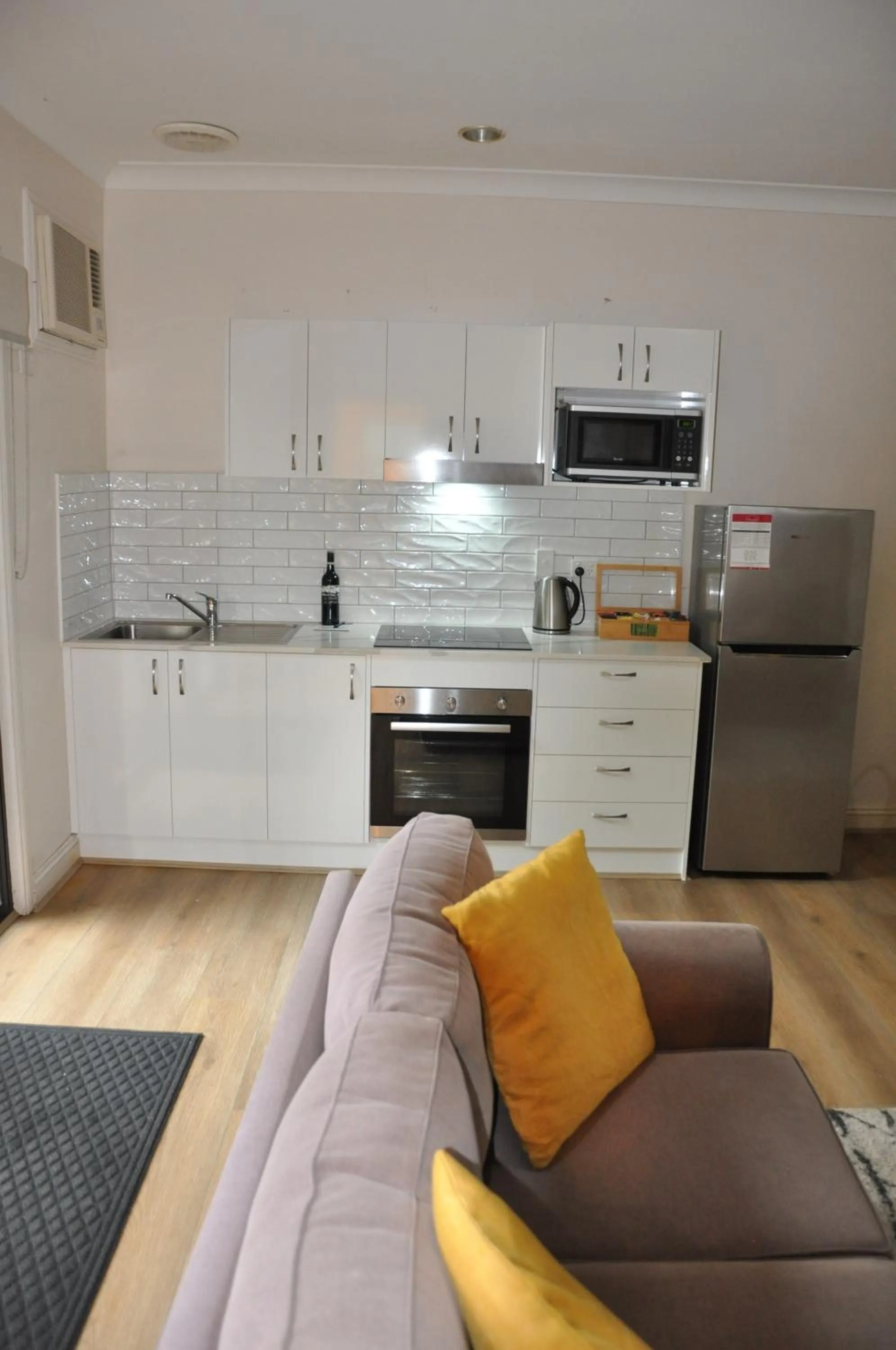 Kitchen or kitchenette in Pokolbin Village Estate