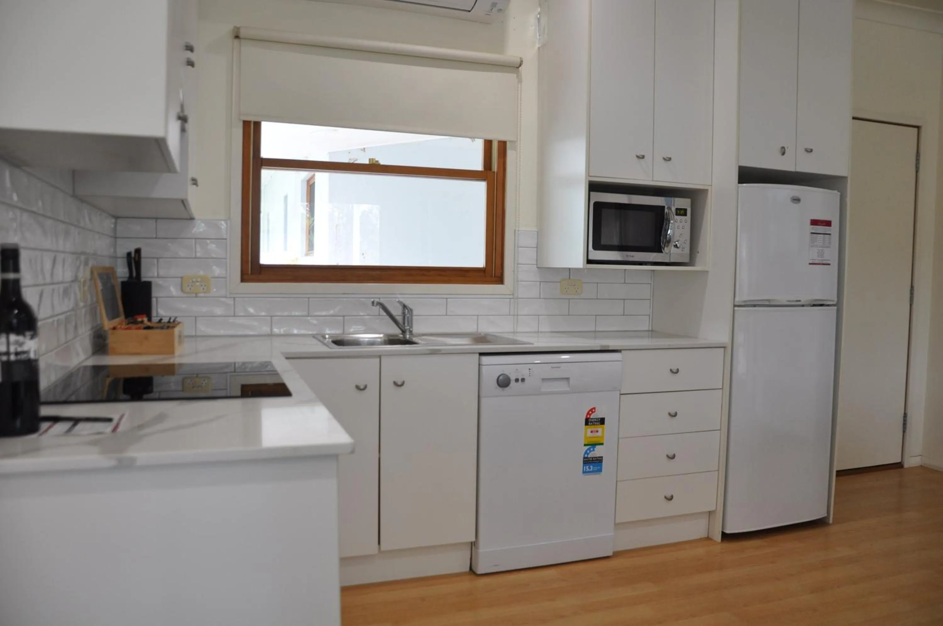 Kitchen or kitchenette in Pokolbin Village Estate