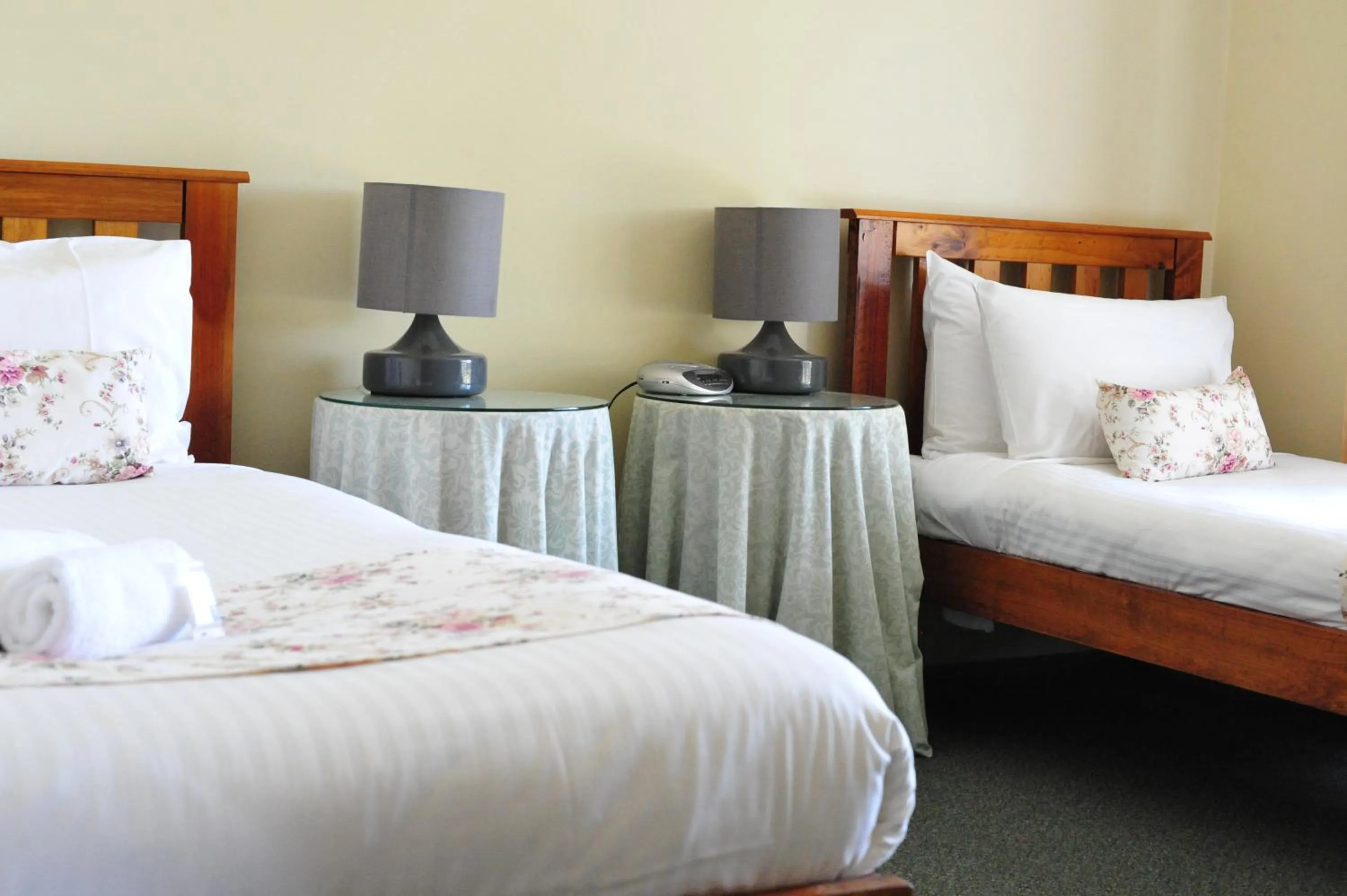 Bed in Twin Trees Country Cottages