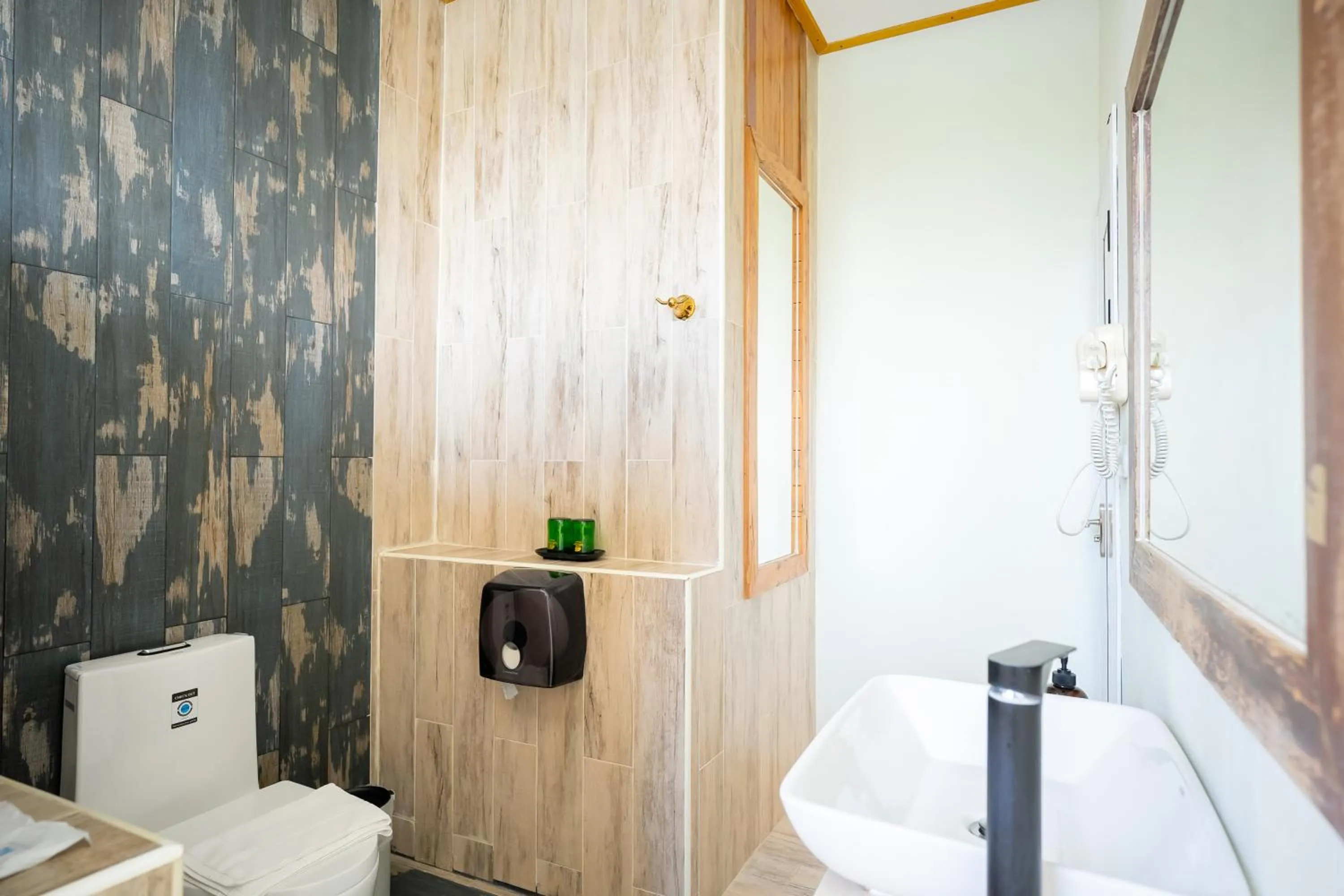 Bathroom in Tamnanpar Resort