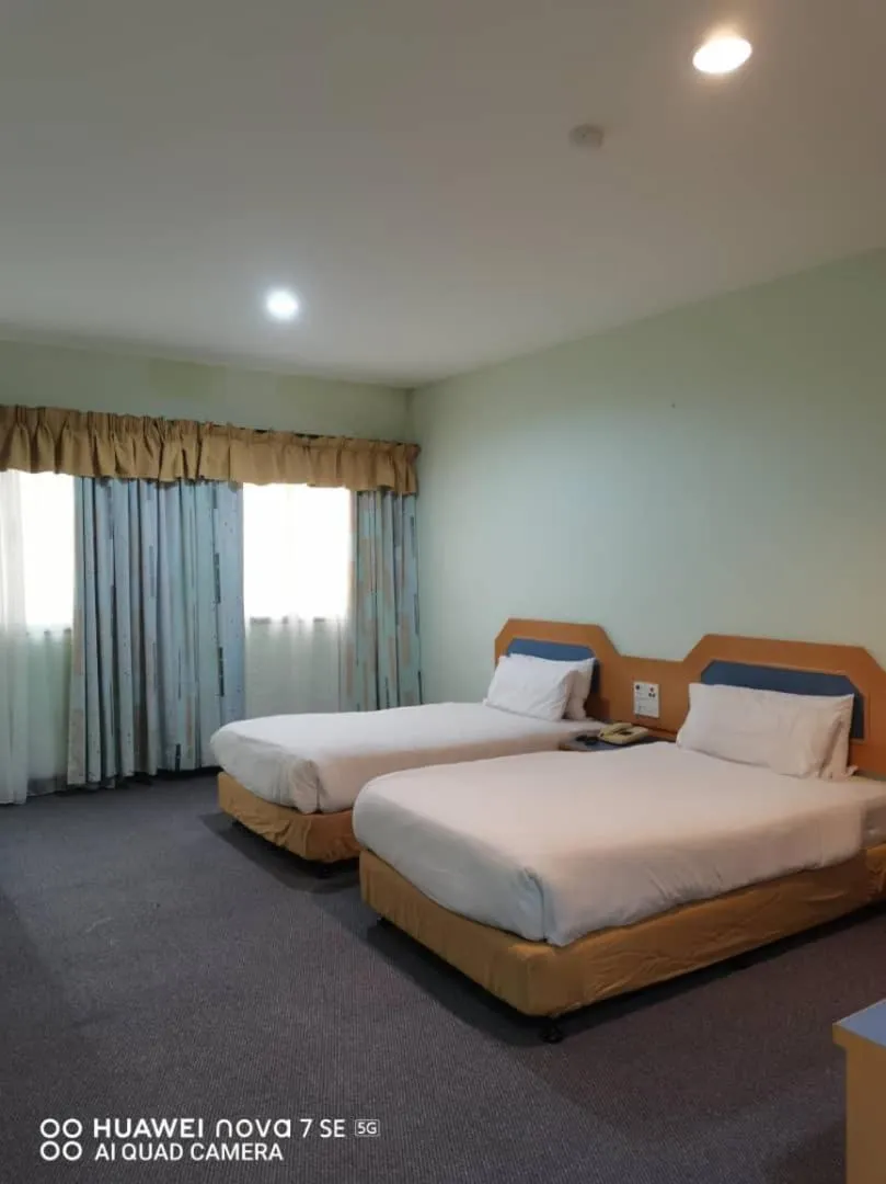 Bed in Coral Bay Resort