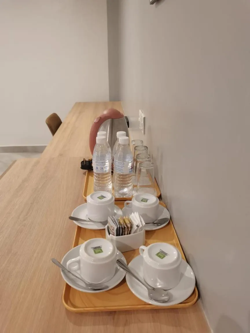 Coffee/tea facilities in Coral Bay Resort