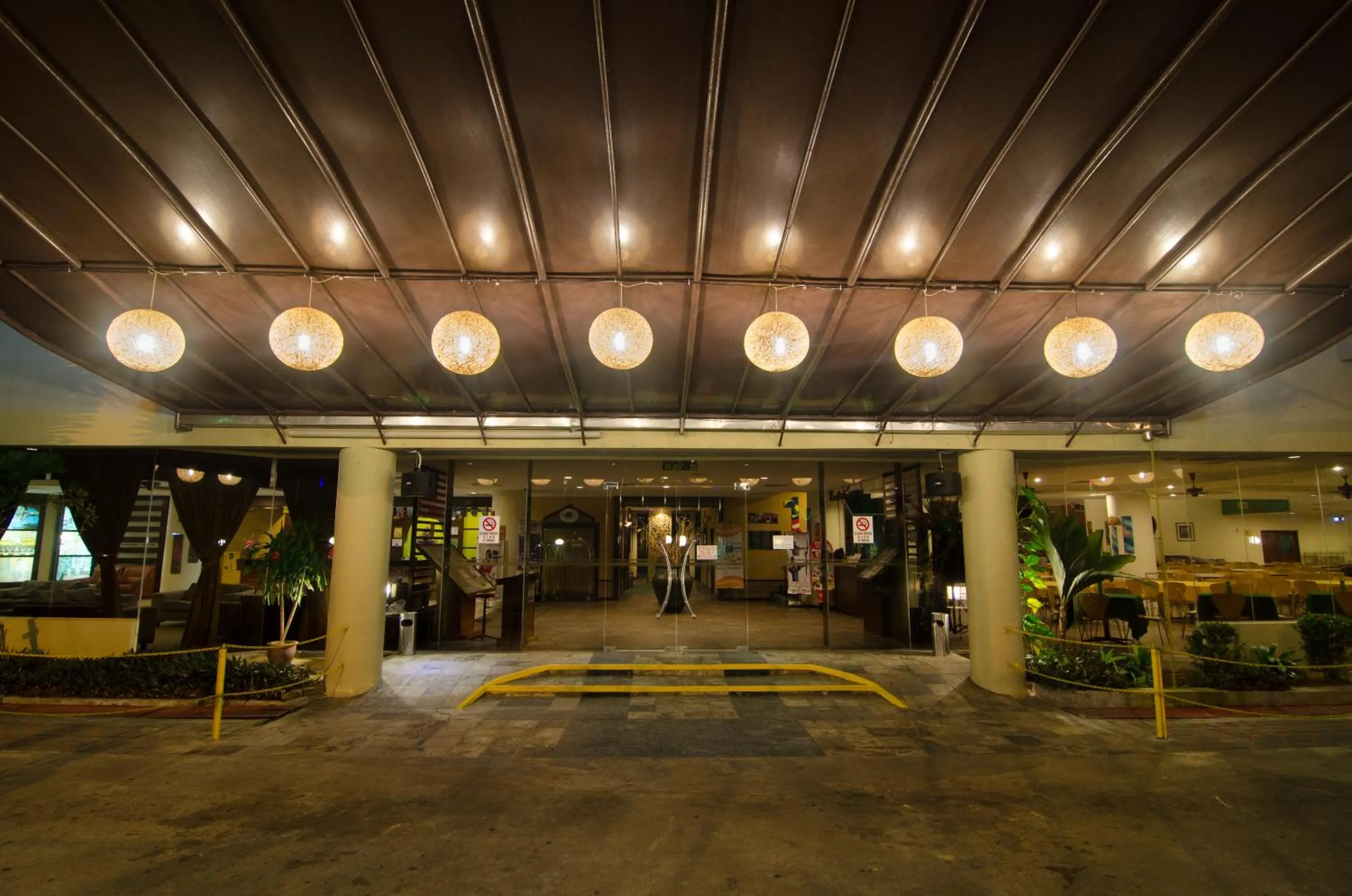 Facade/entrance in Coral Bay Resort