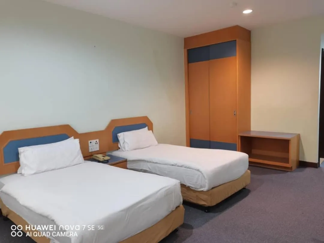 Bed in Coral Bay Resort