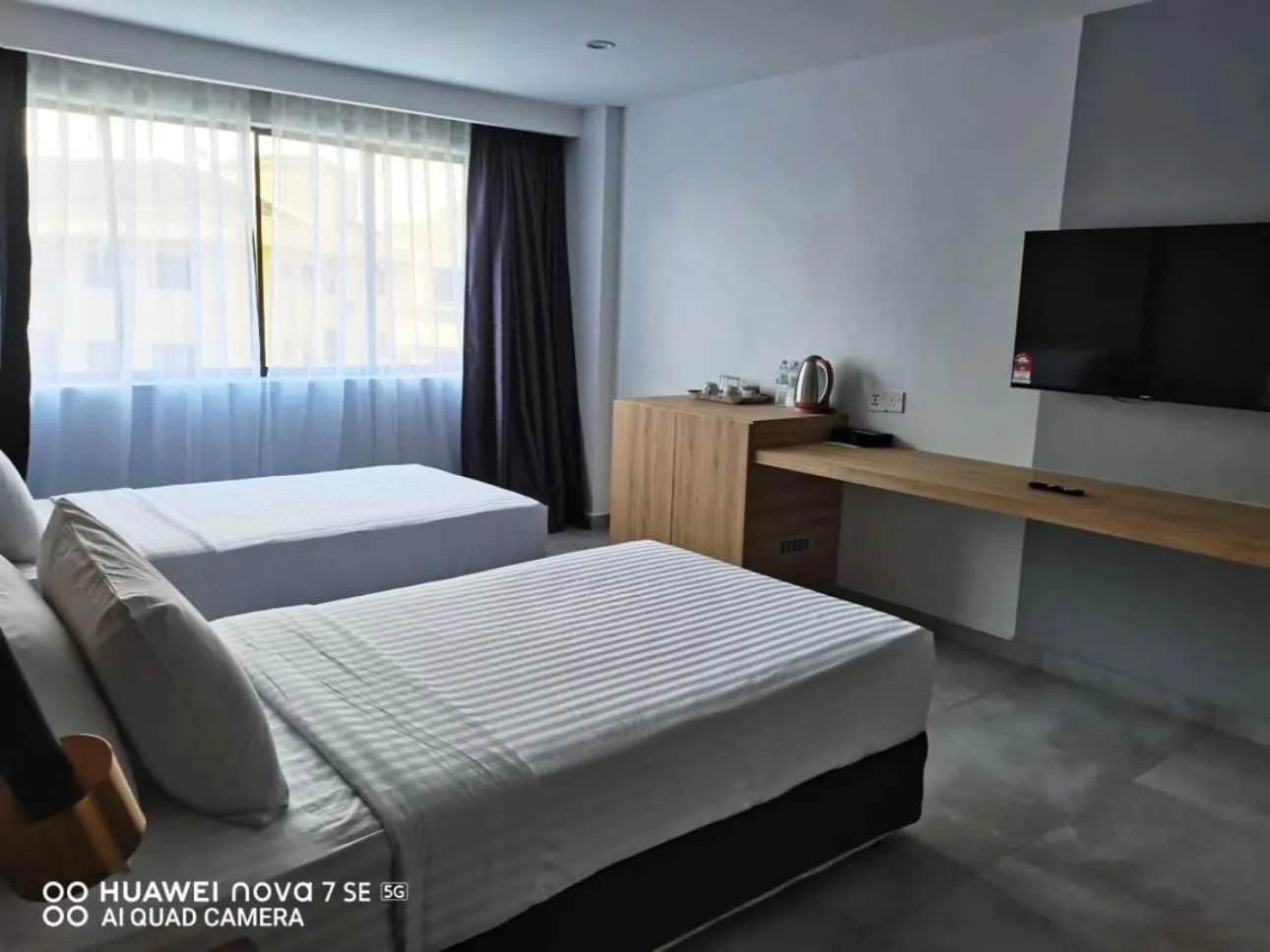 Bed in Coral Bay Resort