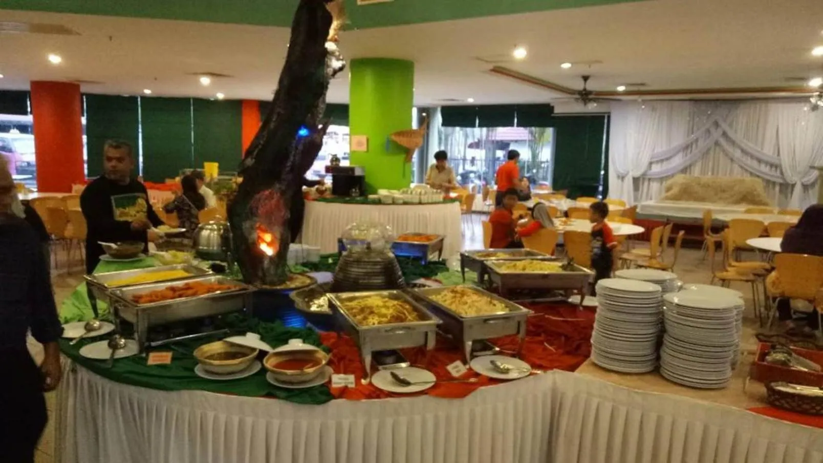 Continental breakfast in Coral Bay Resort