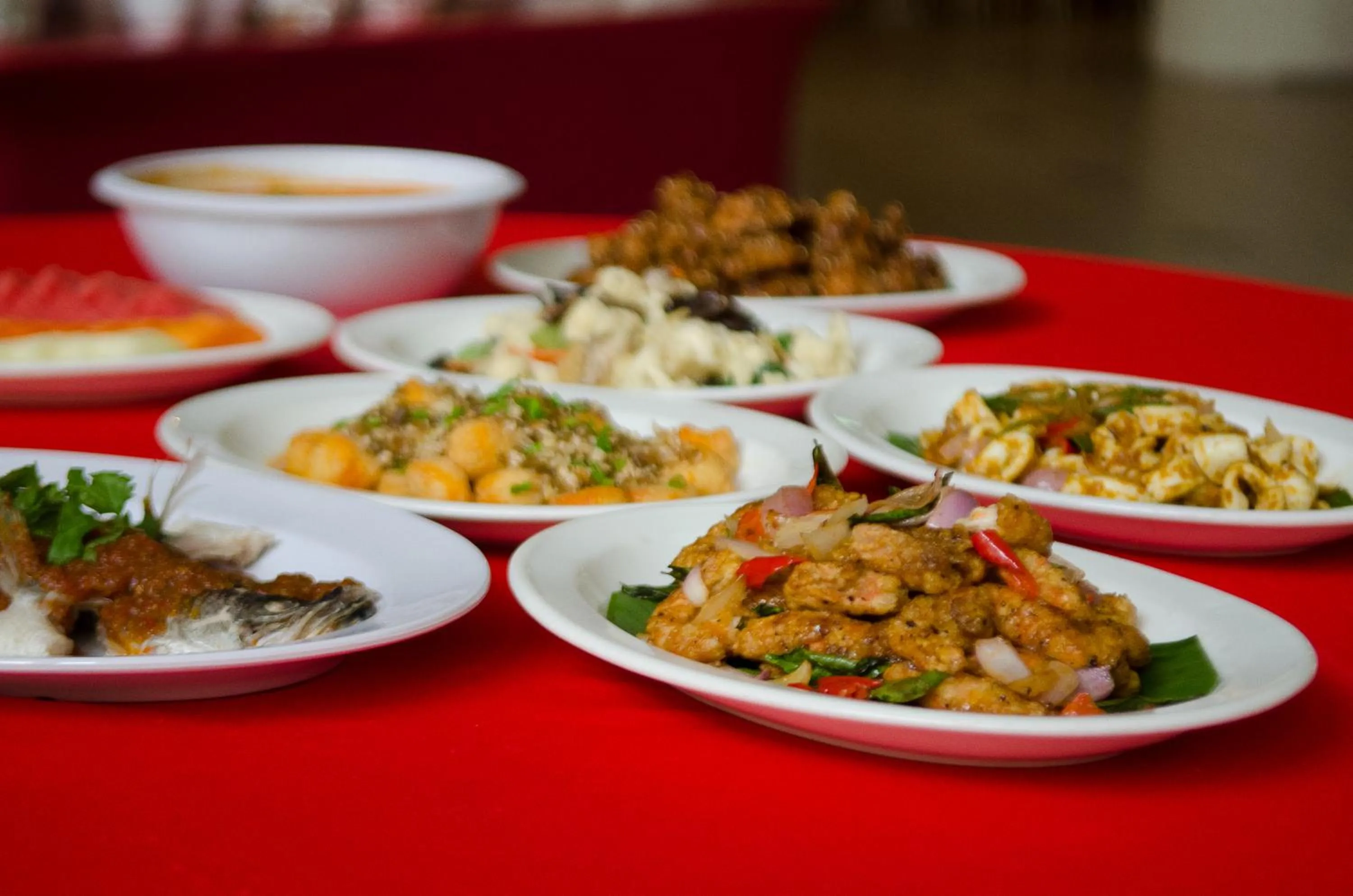 Restaurant/places to eat in Coral Bay Resort