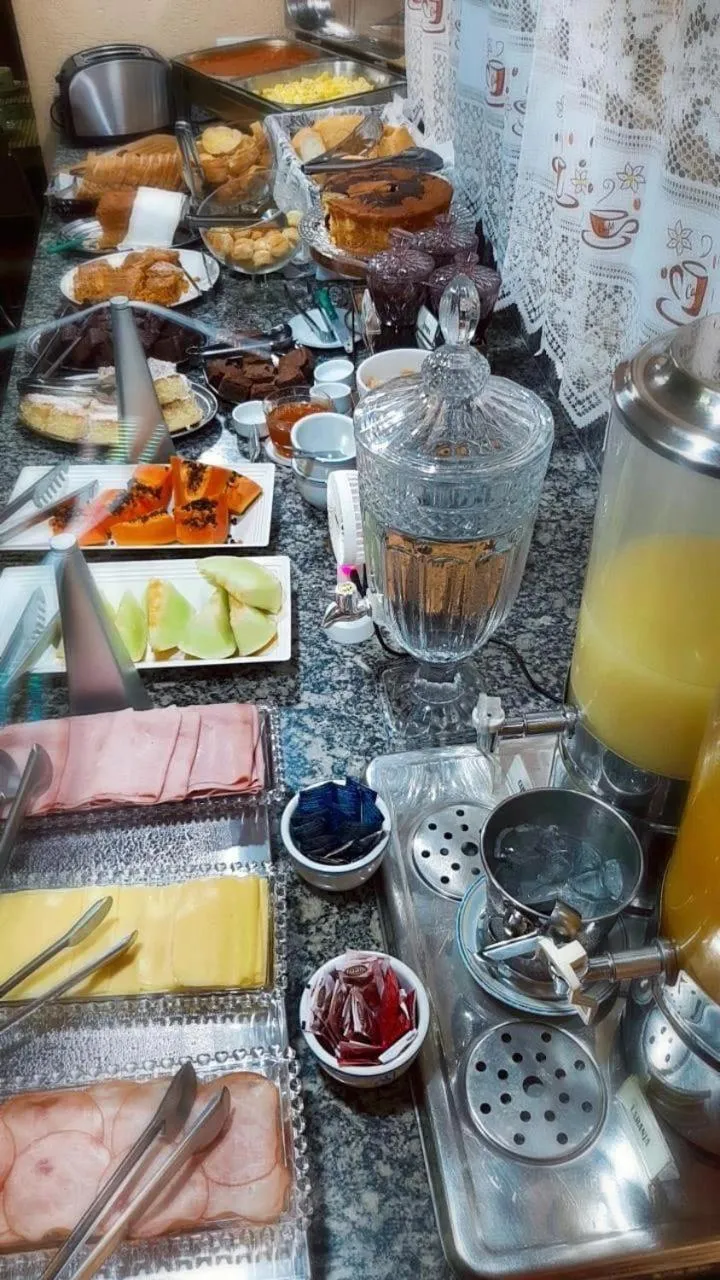 Restaurant/places to eat in Skalla Hotel Nova Odessa