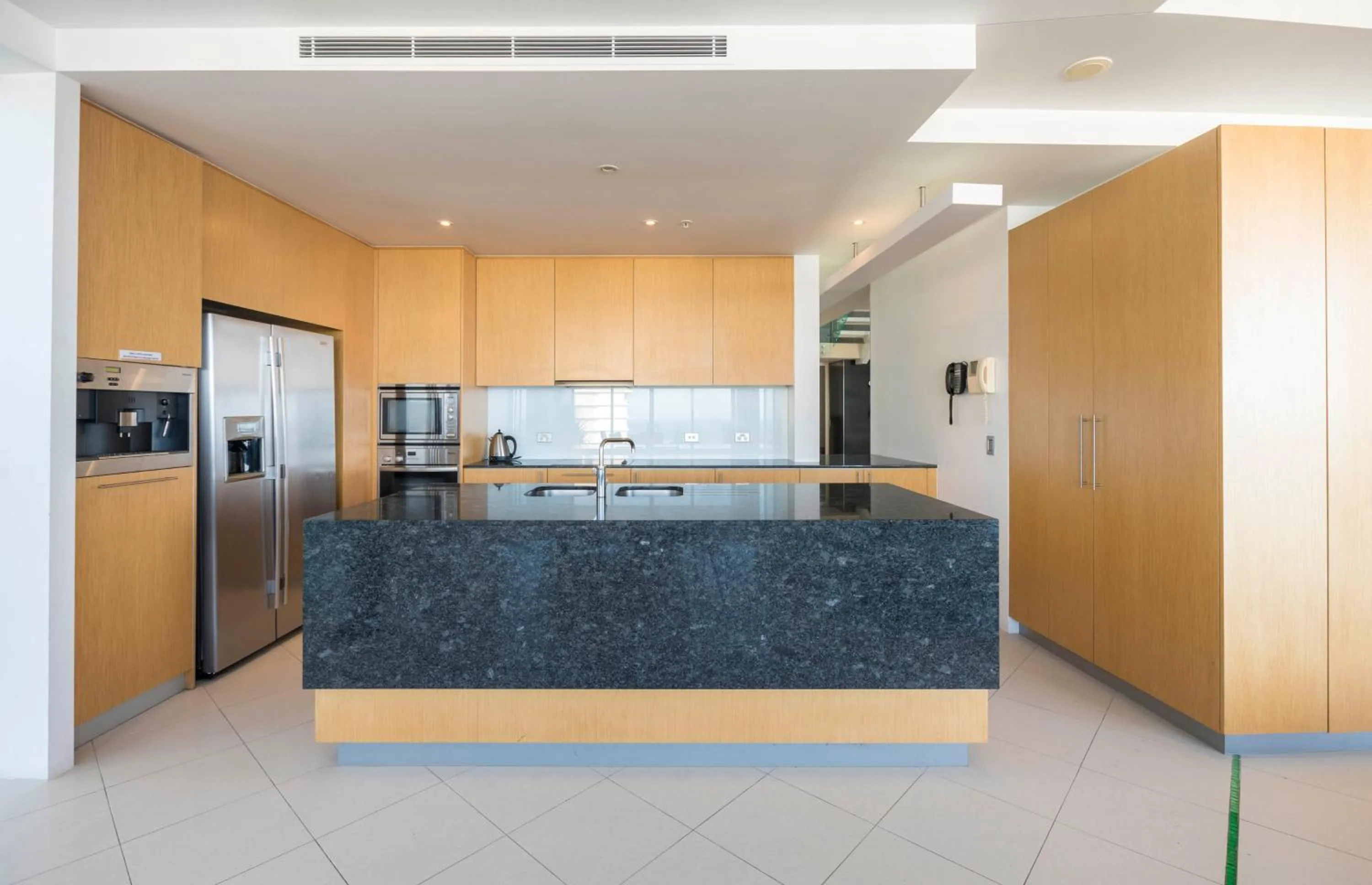 Kitchen or kitchenette in Aria Apartments