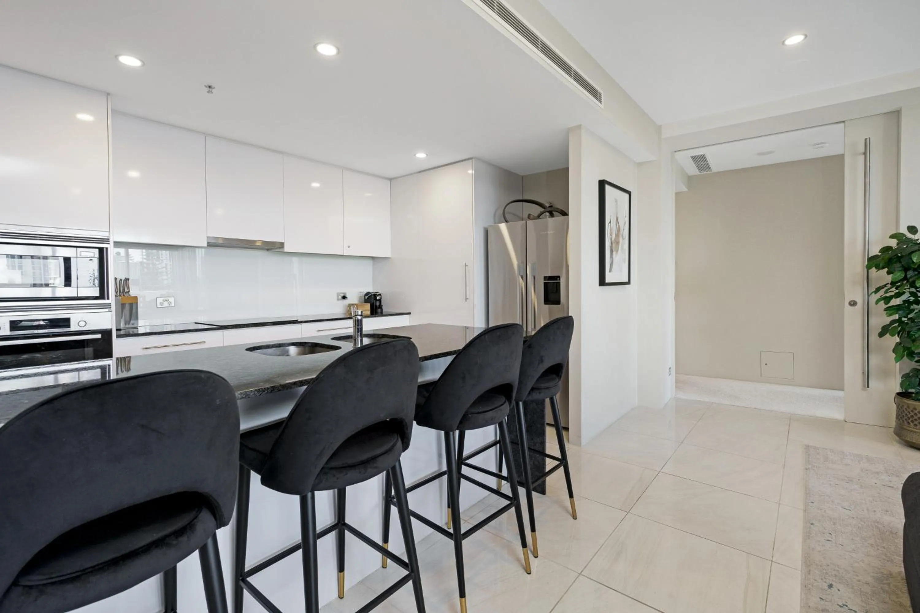 Kitchen or kitchenette in Aria Apartments