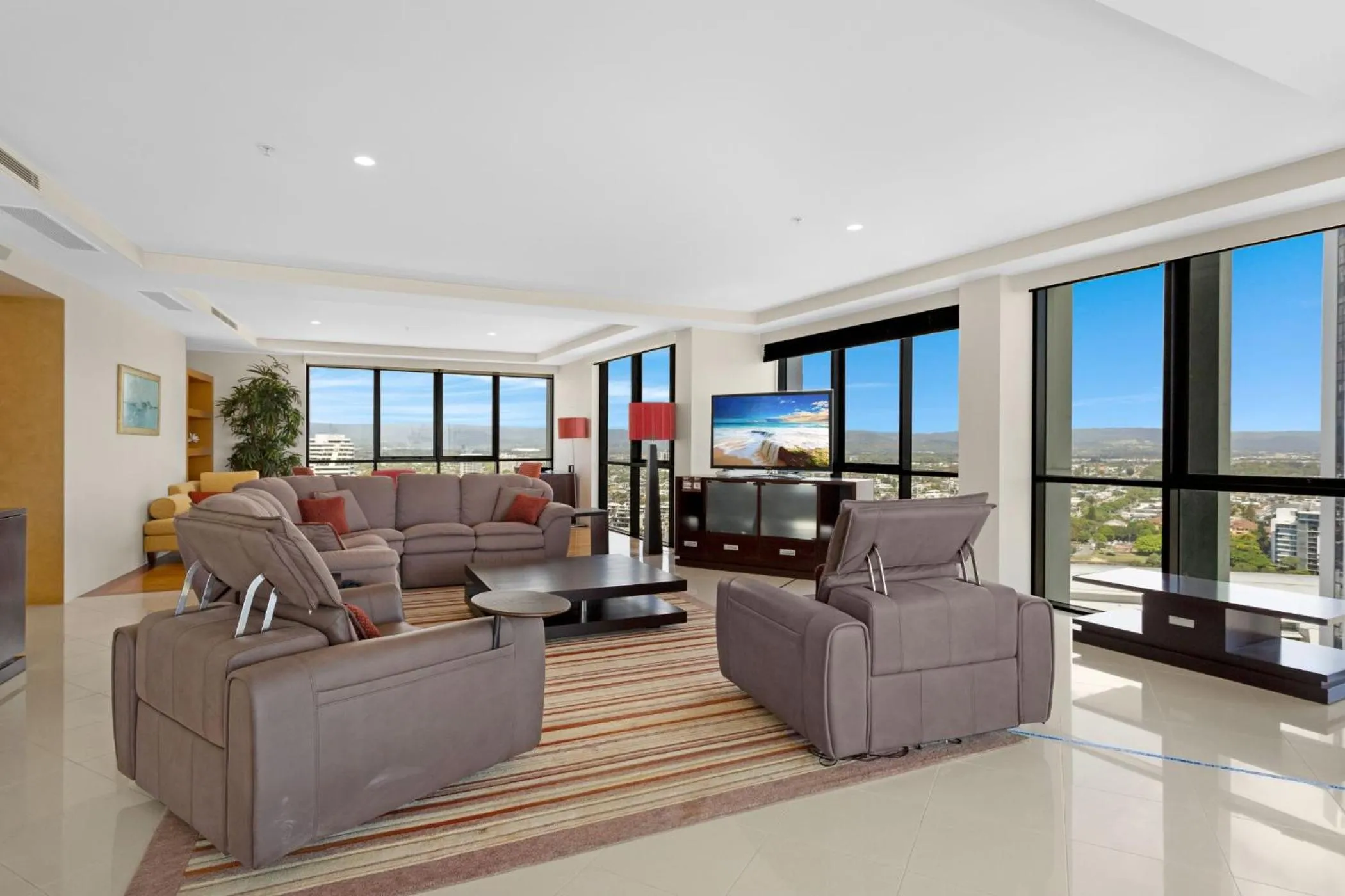 TV and multimedia in Aria Apartments