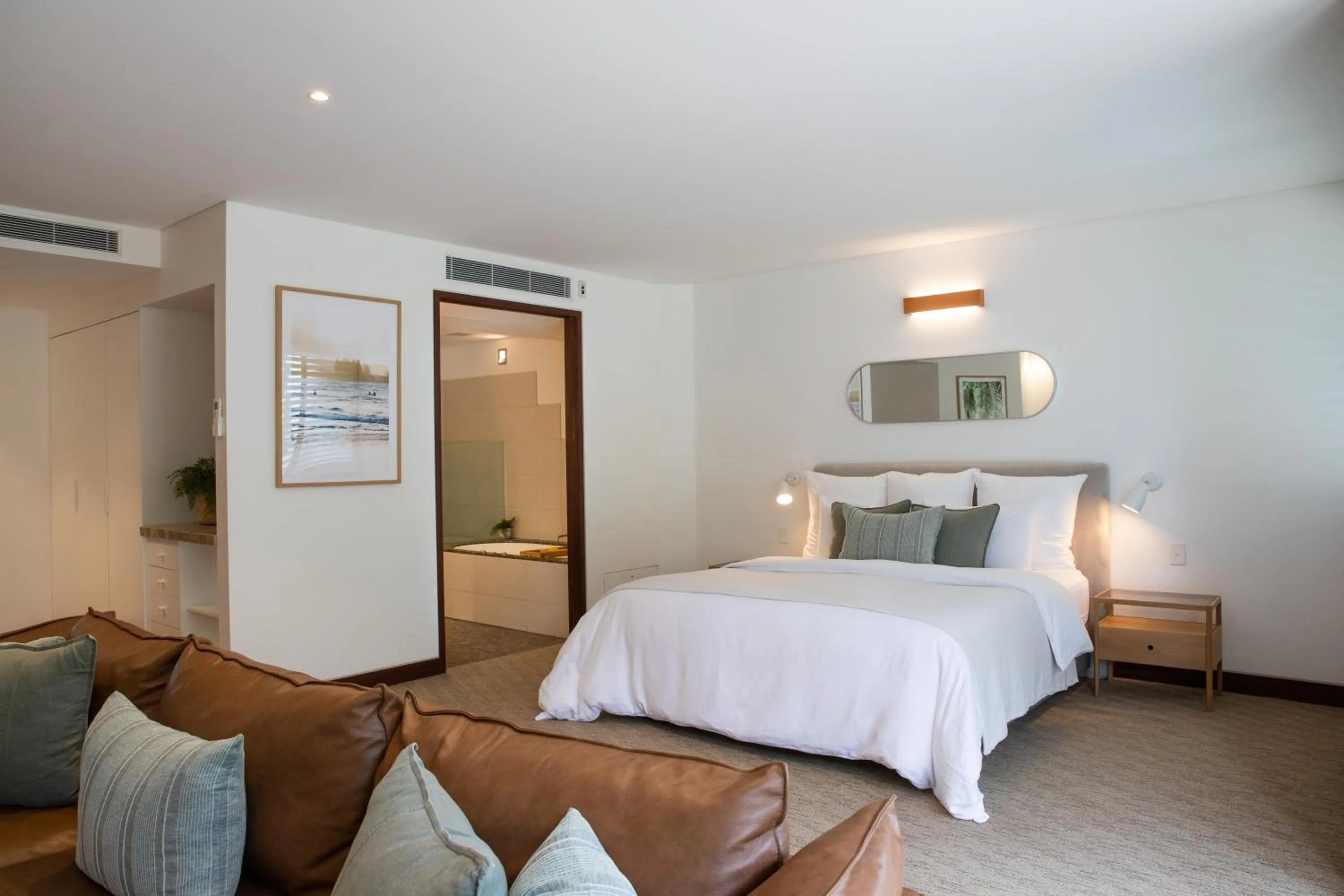 Garden view, Bed in Beach Suites