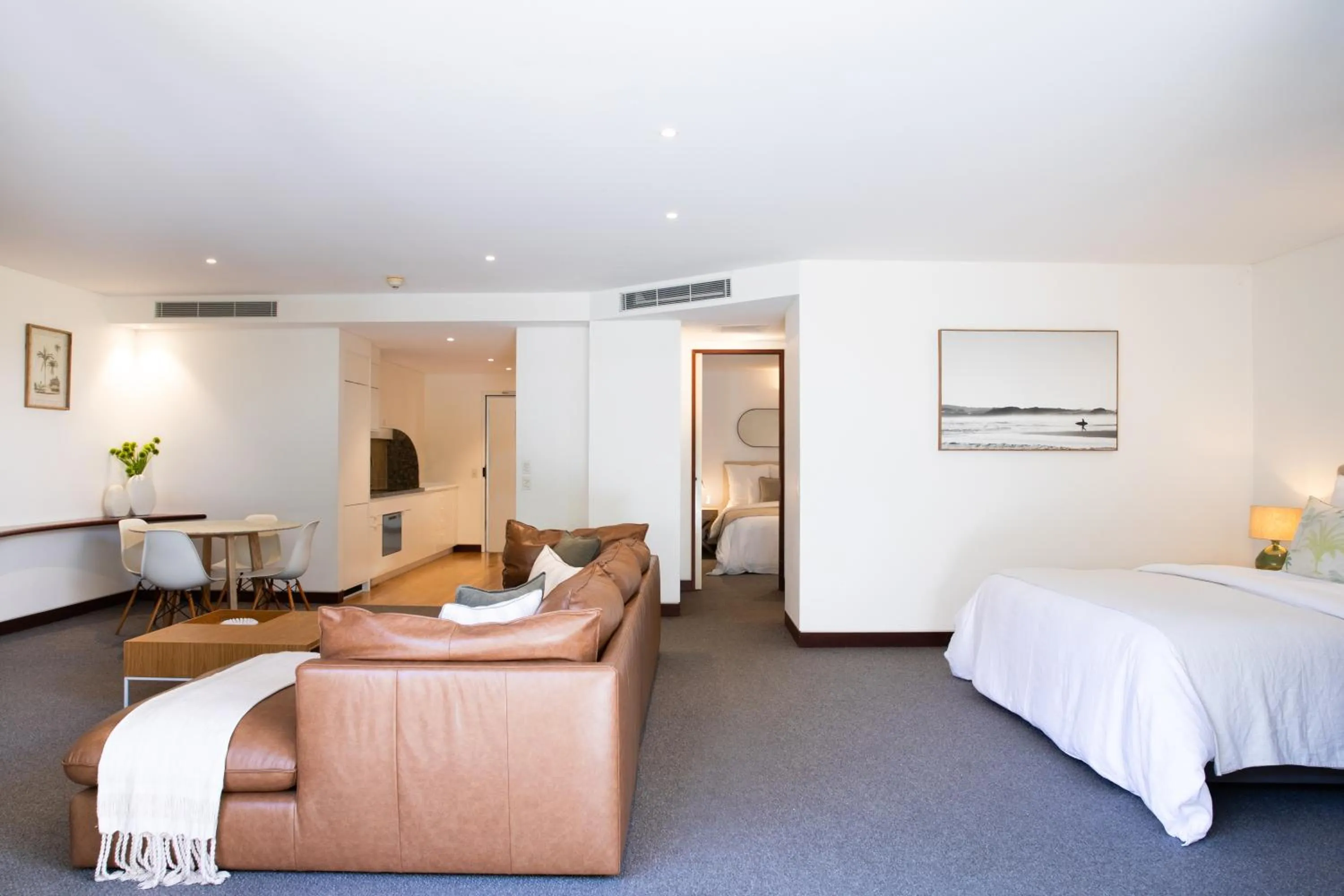 Garden, Bed in Beach Suites