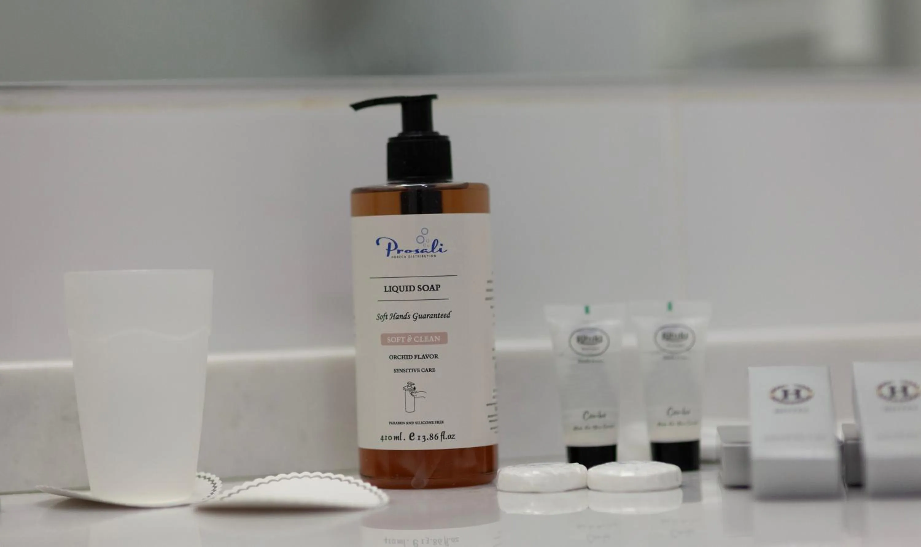 Bathroom in Alliance Hotel