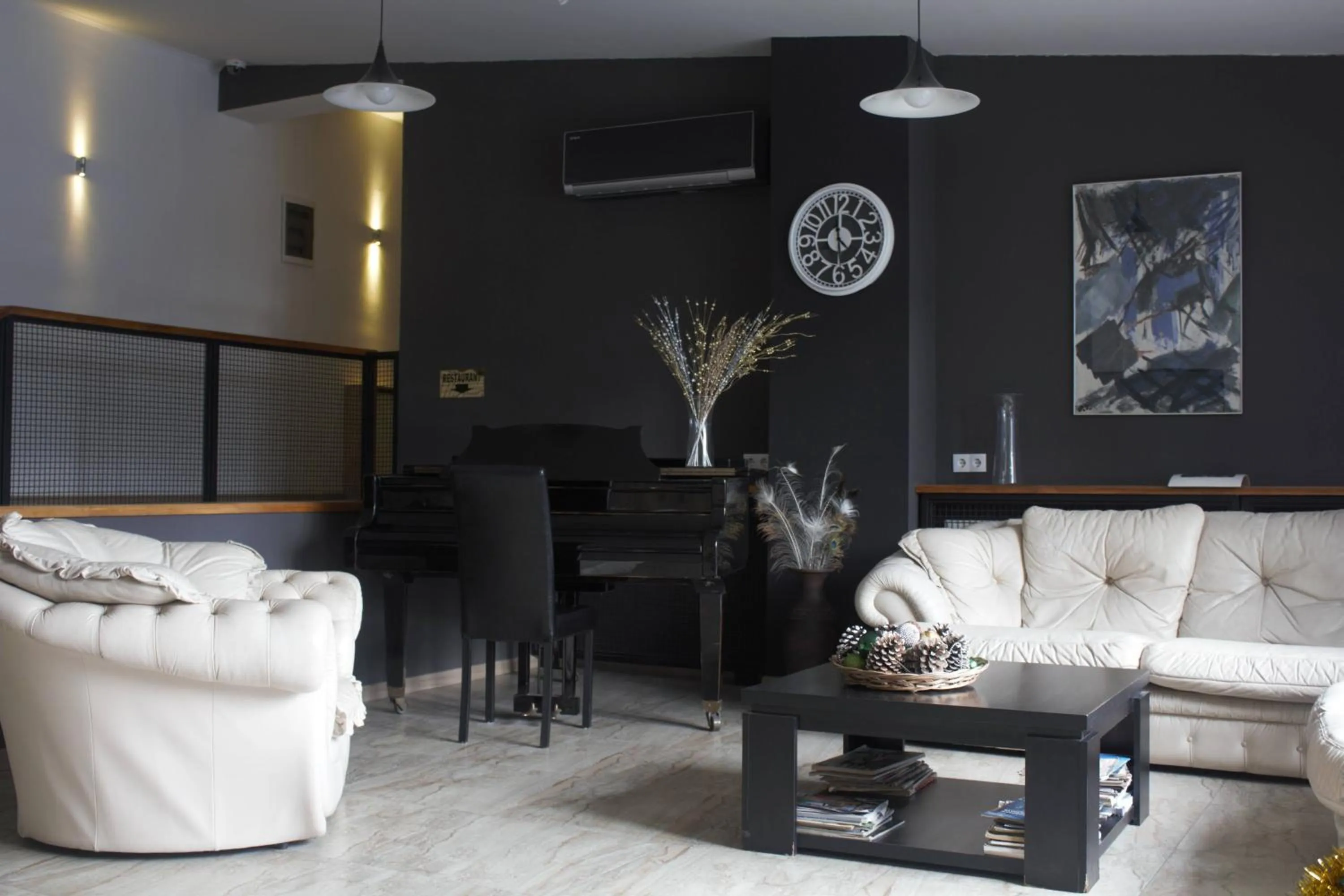 Property building in Alliance Hotel