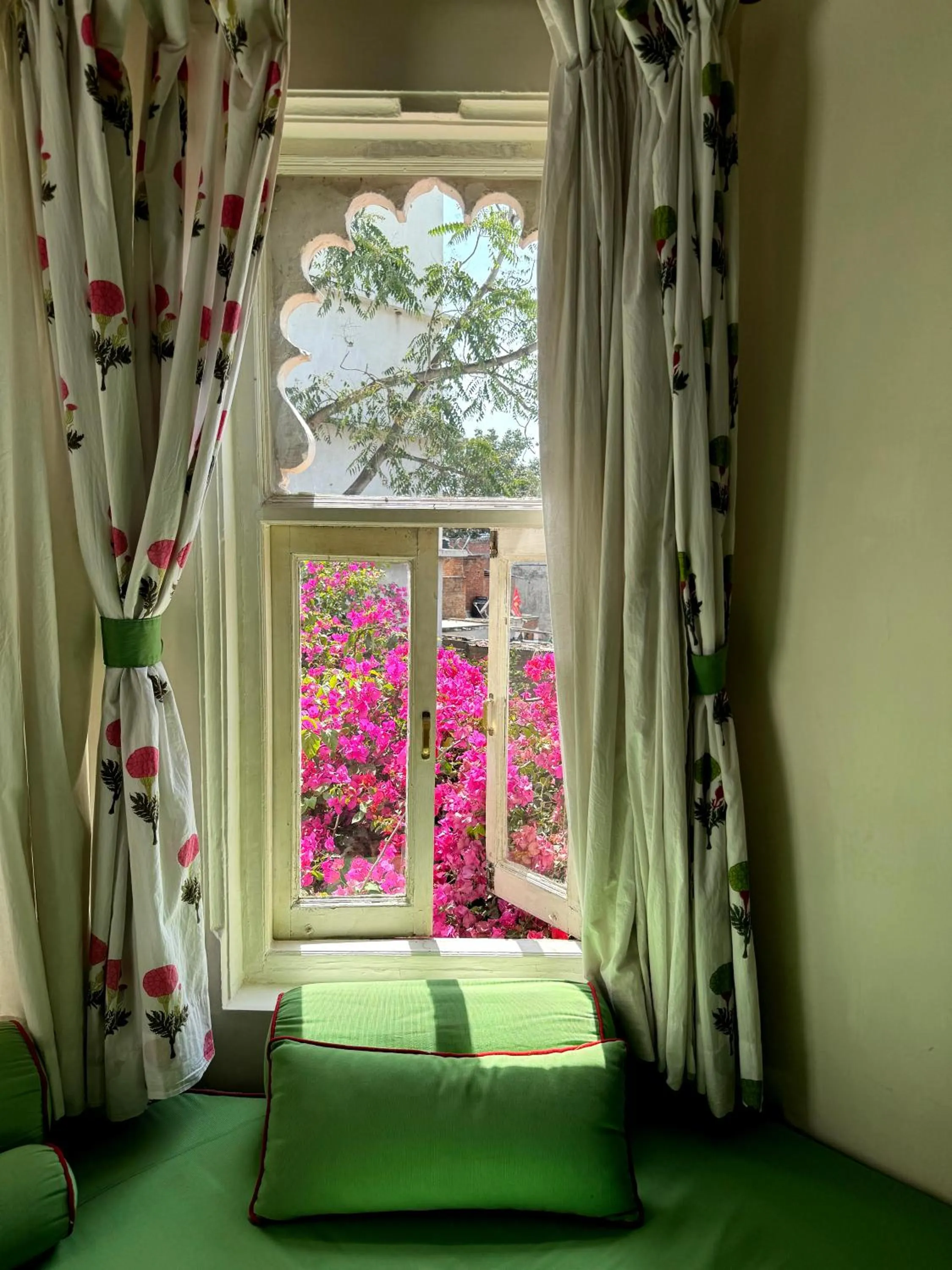 Seating area in Hotel Udai Kothi